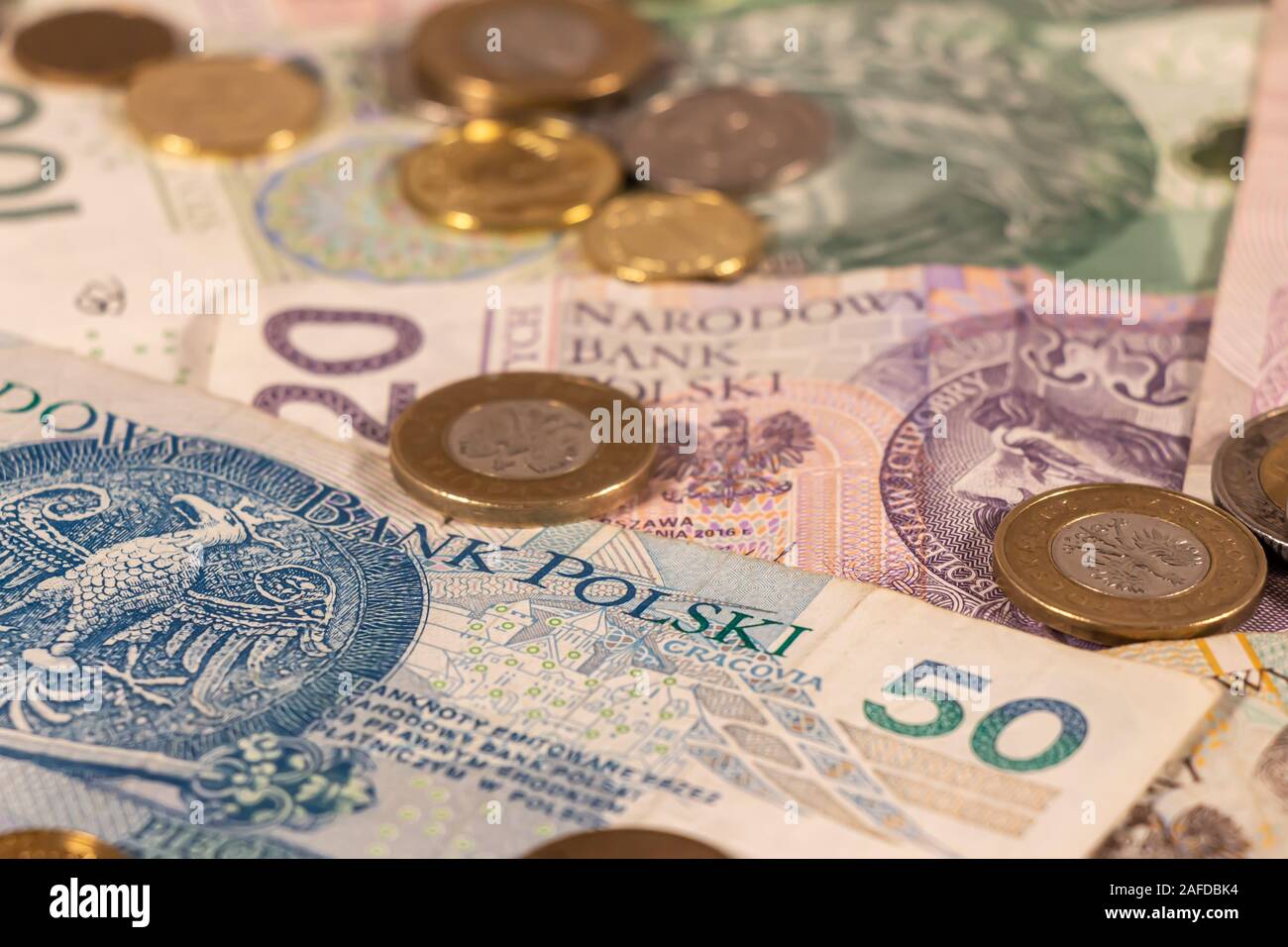 Polnischer Zloty. PLN Banknoten und Münzen bietet große Möglichkeiten für die Illustration von Themen wie Handel, Banken, Medien verwendet werden, Präsentationen etc. Stockfoto