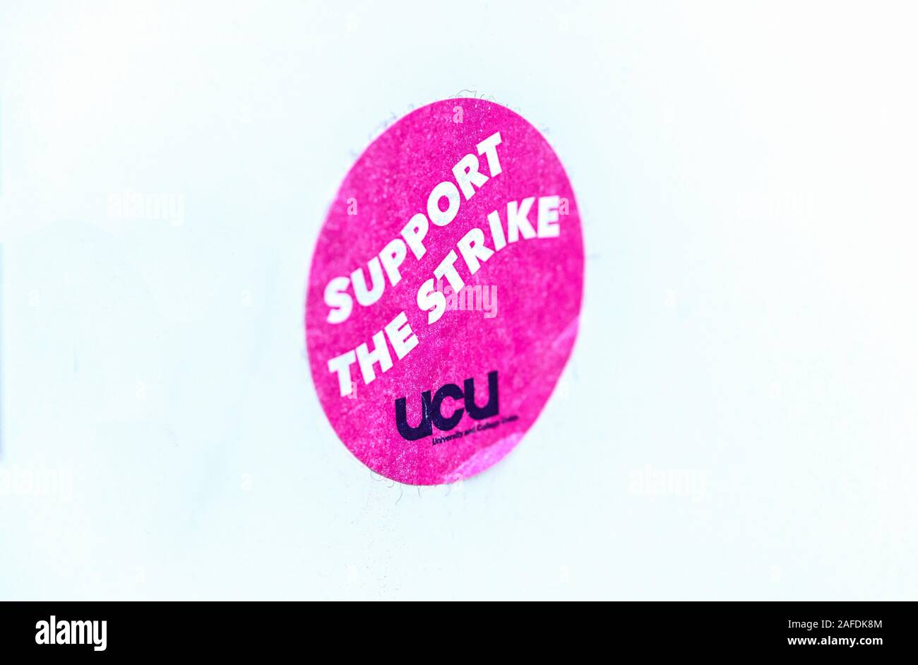 Ein ucu (University College Union) Aufkleber für einen Streik, England, UK, 2019 Stockfoto