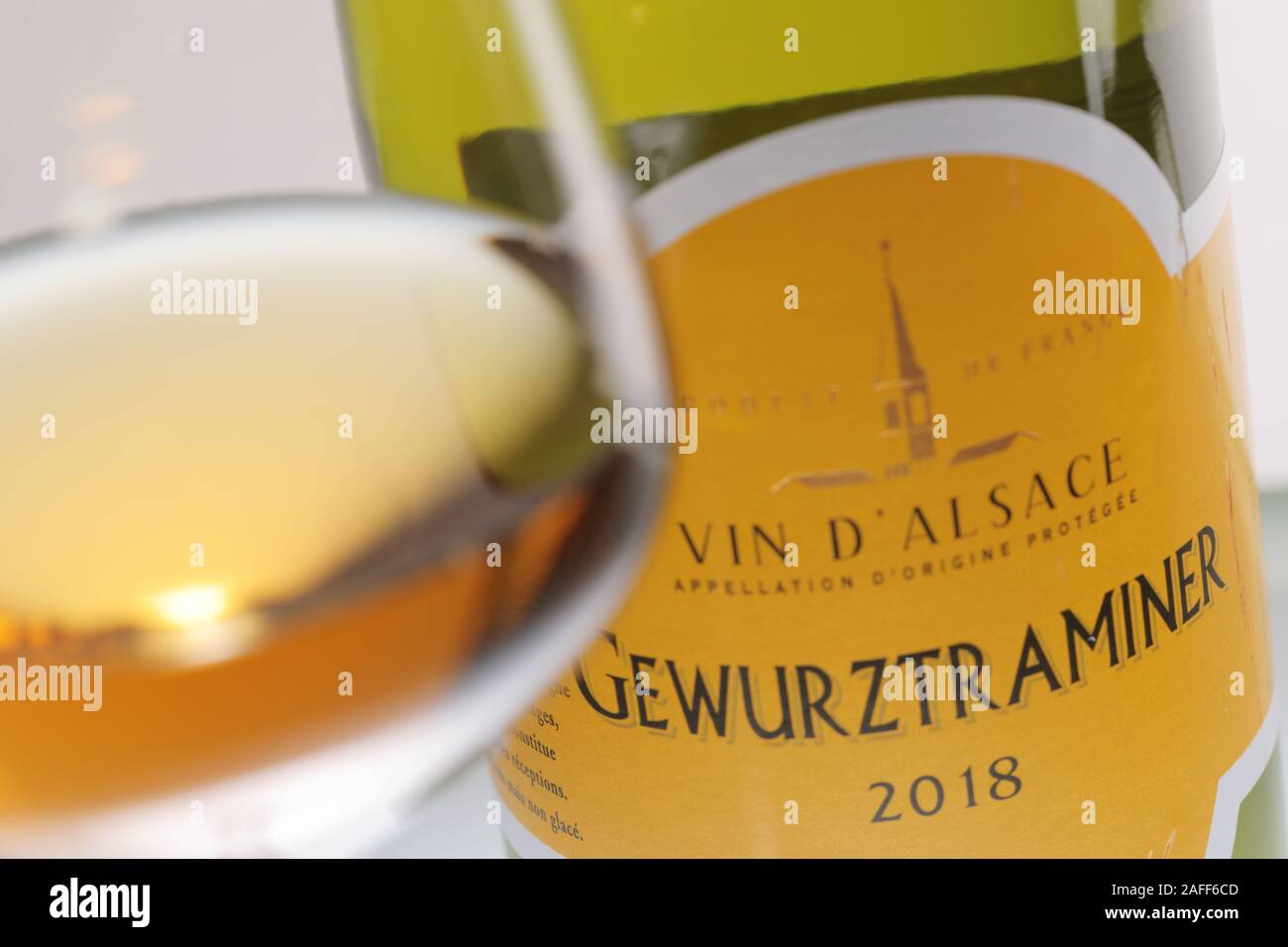 Französisch frankreich trockener weißwein -Fotos und -Bildmaterial in hoher  Auflösung – Alamy