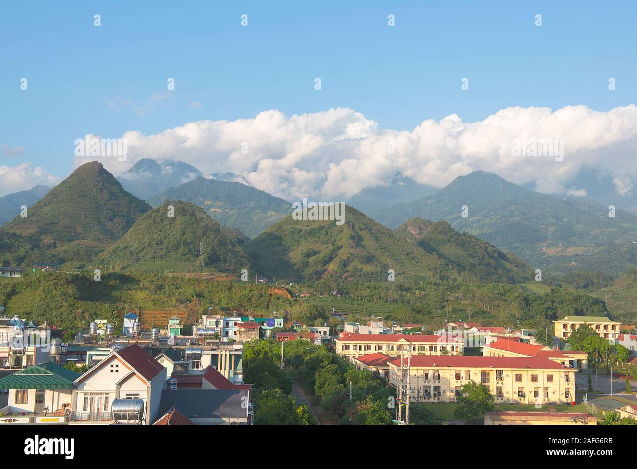 Panoramablick auf Lai Chau, Nordvietnam Stockfoto