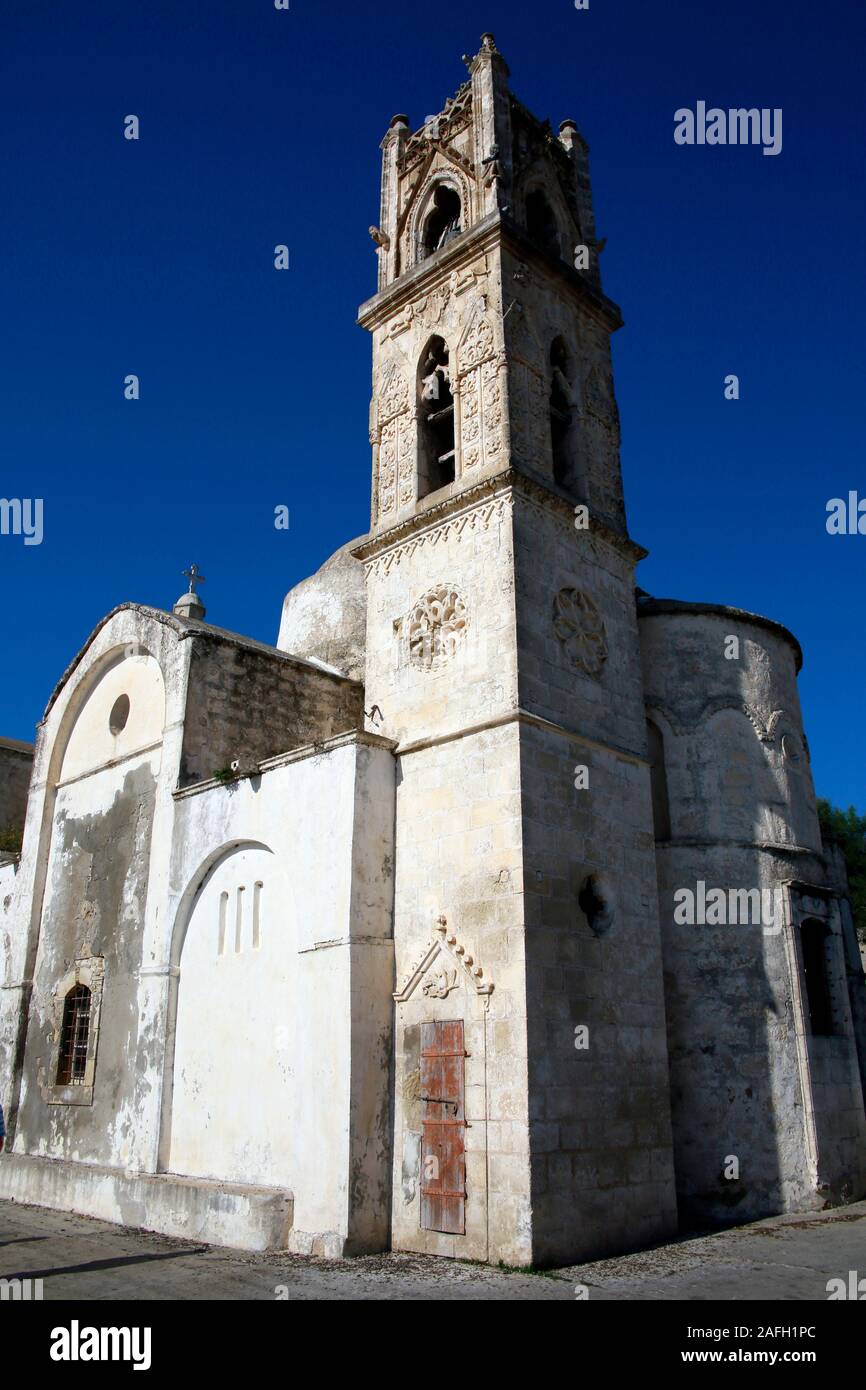 Agios Synesios orthodoxe Kirche, ehemals Kathedrale, Dipkarpaz/Rizokarpaso, Türkische Republik Nordzypern Stockfoto