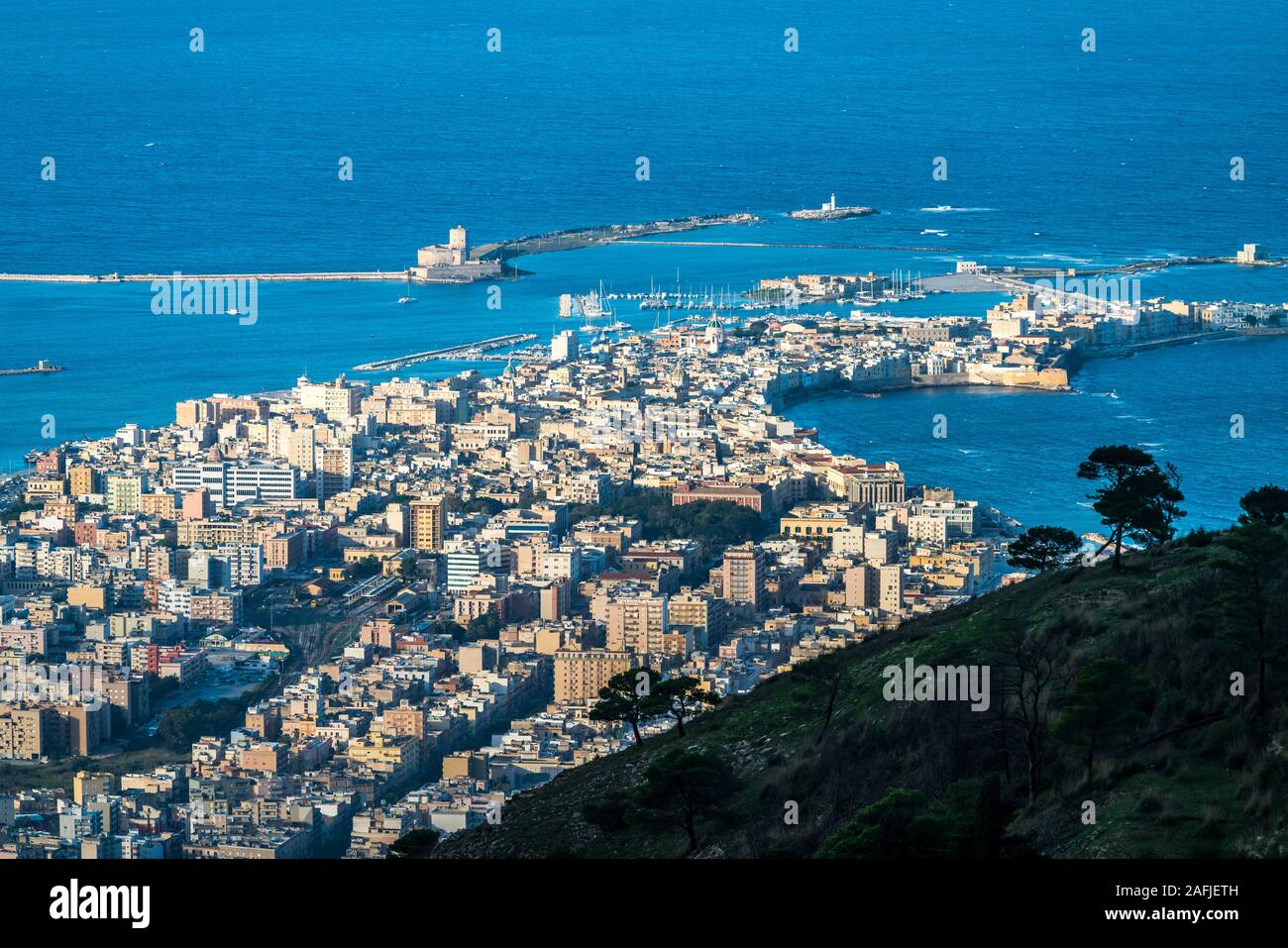 Blick vom Monte Erice in Trapani, Erice, Trapani, Sizilien, Italien, Europa | Blick vom Monte Erice, Trapani, Erice, Trapani, Sizilien, Italien, Euro Stockfoto