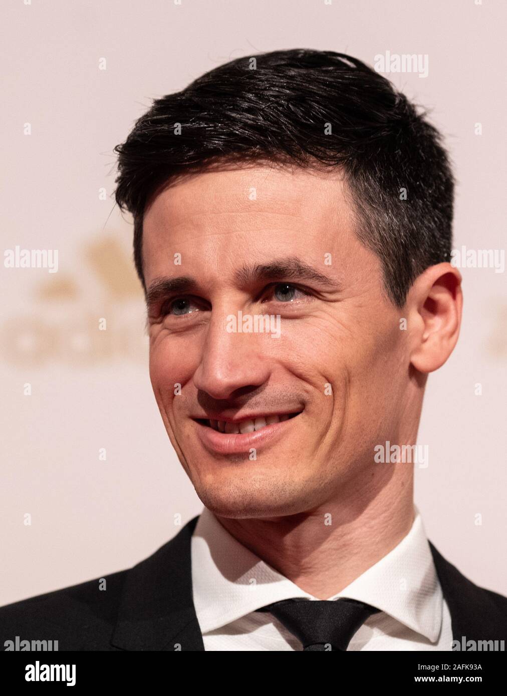 Baden Baden, Deutschland. 15 Dez, 2019. Der ehemalige Skispringer Martin Schmitt wird über sie abgestimmt werden portsman's des Jahres" auf dem roten Teppich im Kurhaus. Quelle: Patrick Seeger/dpa/Alamy leben Nachrichten Stockfoto