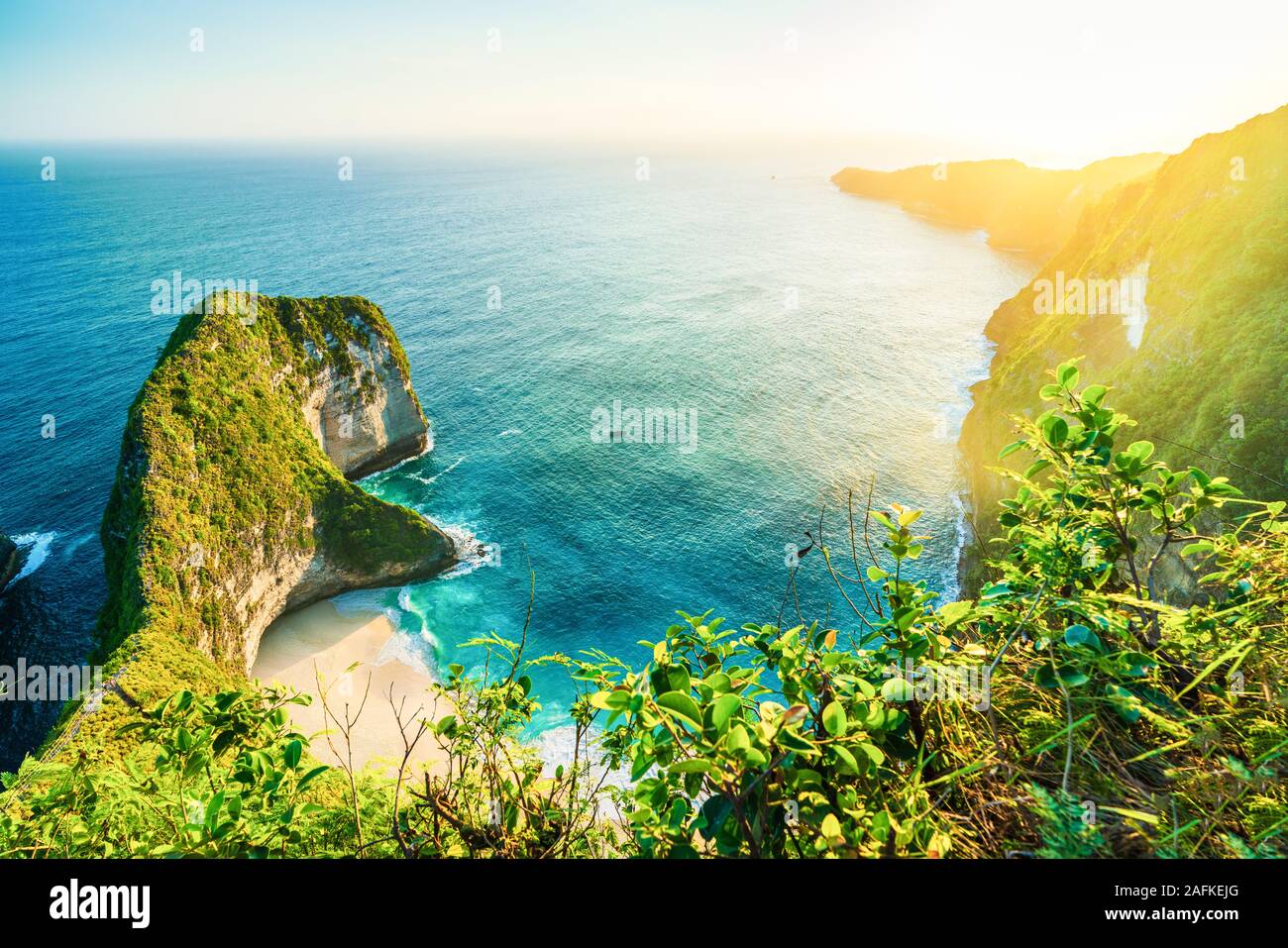 Nusa Penida, Bali, Indonesien. Manta Bay oder Kelingking Beach auf der Insel Nusa Penida, Bali. Nusa Penida Stockfoto