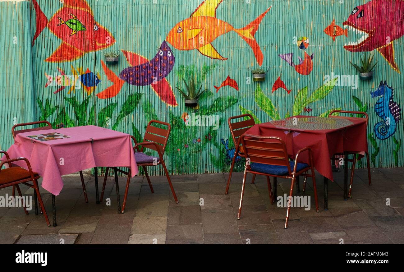 La Gomera Cafe Tische und Stühle Stockfoto