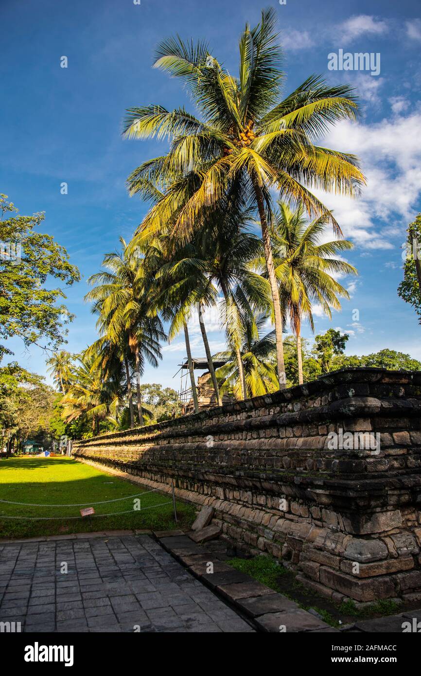 Hof am Heiligen Zahnreliquie Tempel in Kandy/Sri Lanka Stockfoto