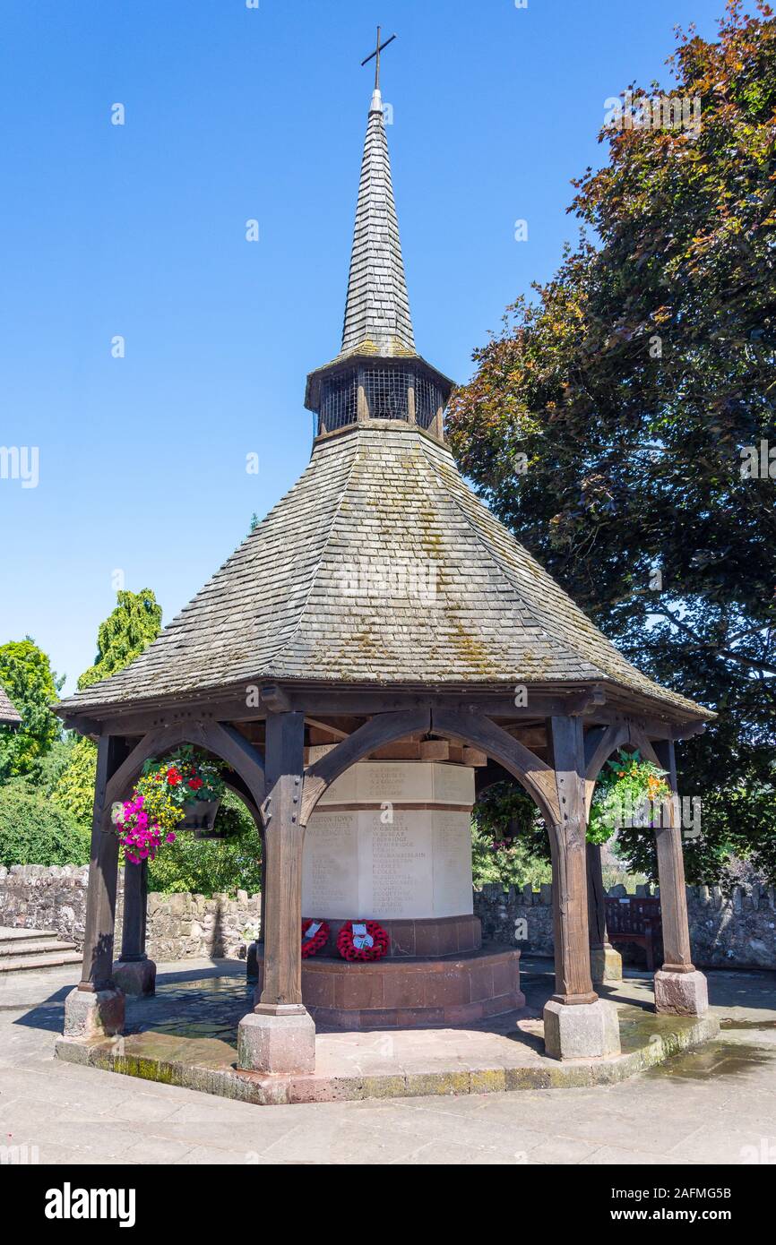 Crediton Stadt & Ortsteile Kriegerdenkmal, Newcombes Wiese, Crediton, Devon, England, Vereinigtes Königreich Stockfoto