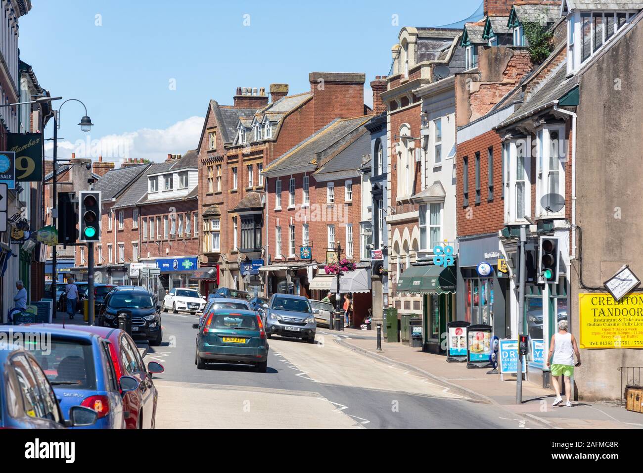 Crediton High Street, Exeter, Devon, England, Vereinigtes Königreich Stockfoto