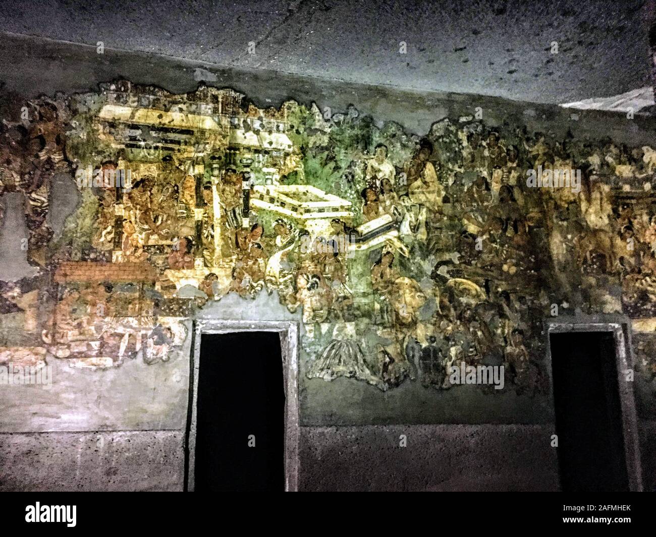 Die Bilder in der Ajanta Höhlen überwiegend die Jataka Geschichten erzählen. Diese sind buddhistische Legenden, die den vorangegangenen Leben des Buddha. Stockfoto