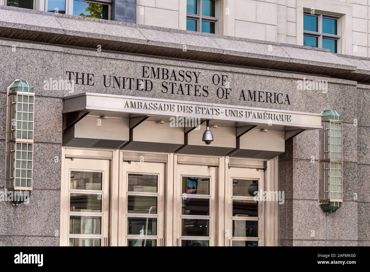 Ottawa, CA - 9. Oktober 2019: Fassade der Botschaft der Vereinigten Staaten von Amerika Stockfoto