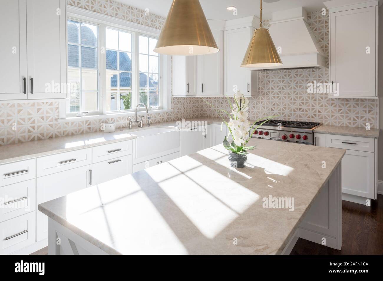 Sonnige Küche Innenraum Stockfoto