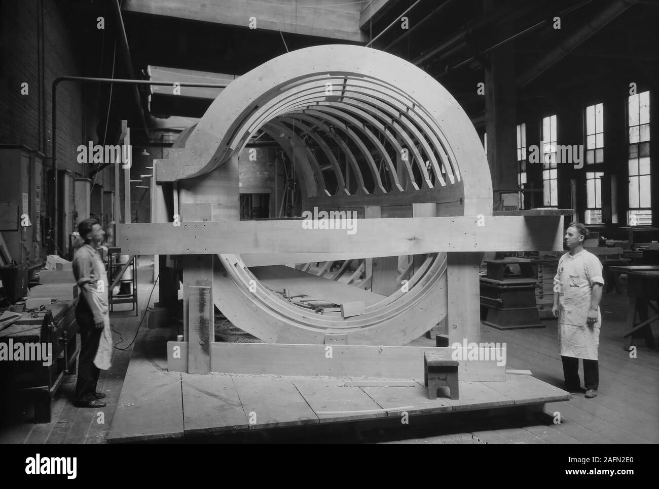 Die Arbeitnehmer sind auf der Allis Chalmers Fabrik in Milwaukee, Wisconsin gezeigt, Ca. 1930. Stockfoto