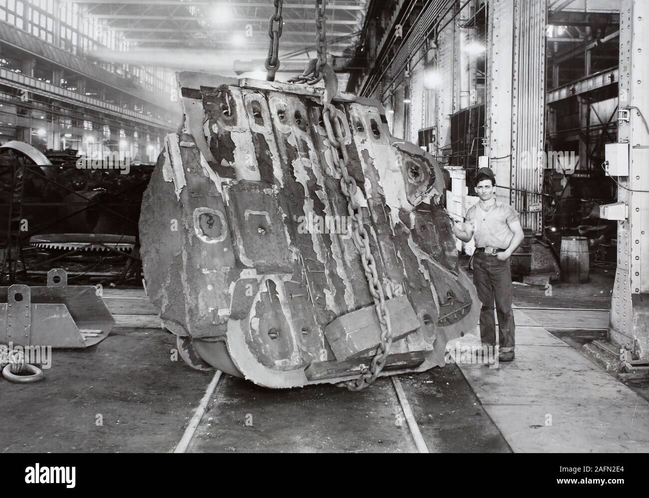 Die Arbeitnehmer sind auf der Allis Chalmers Fabrik in Milwaukee, Wisconsin gezeigt, Ca. 1930. Stockfoto
