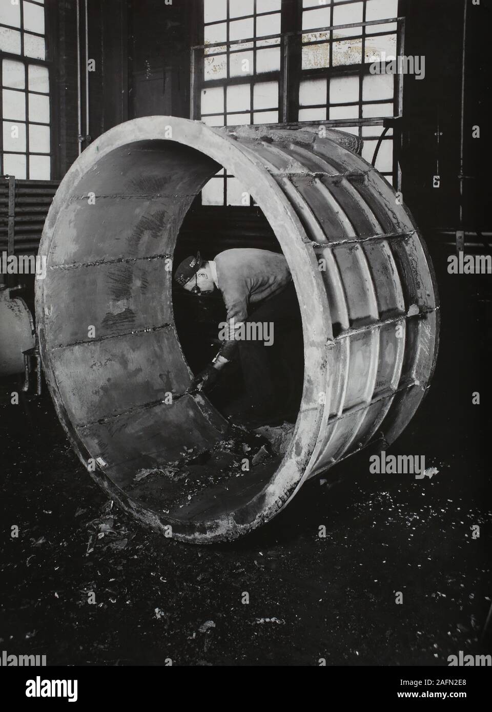 Die Arbeitnehmer sind auf der Allis Chalmers Fabrik in Milwaukee, Wisconsin gezeigt, Ca. 1930. Stockfoto