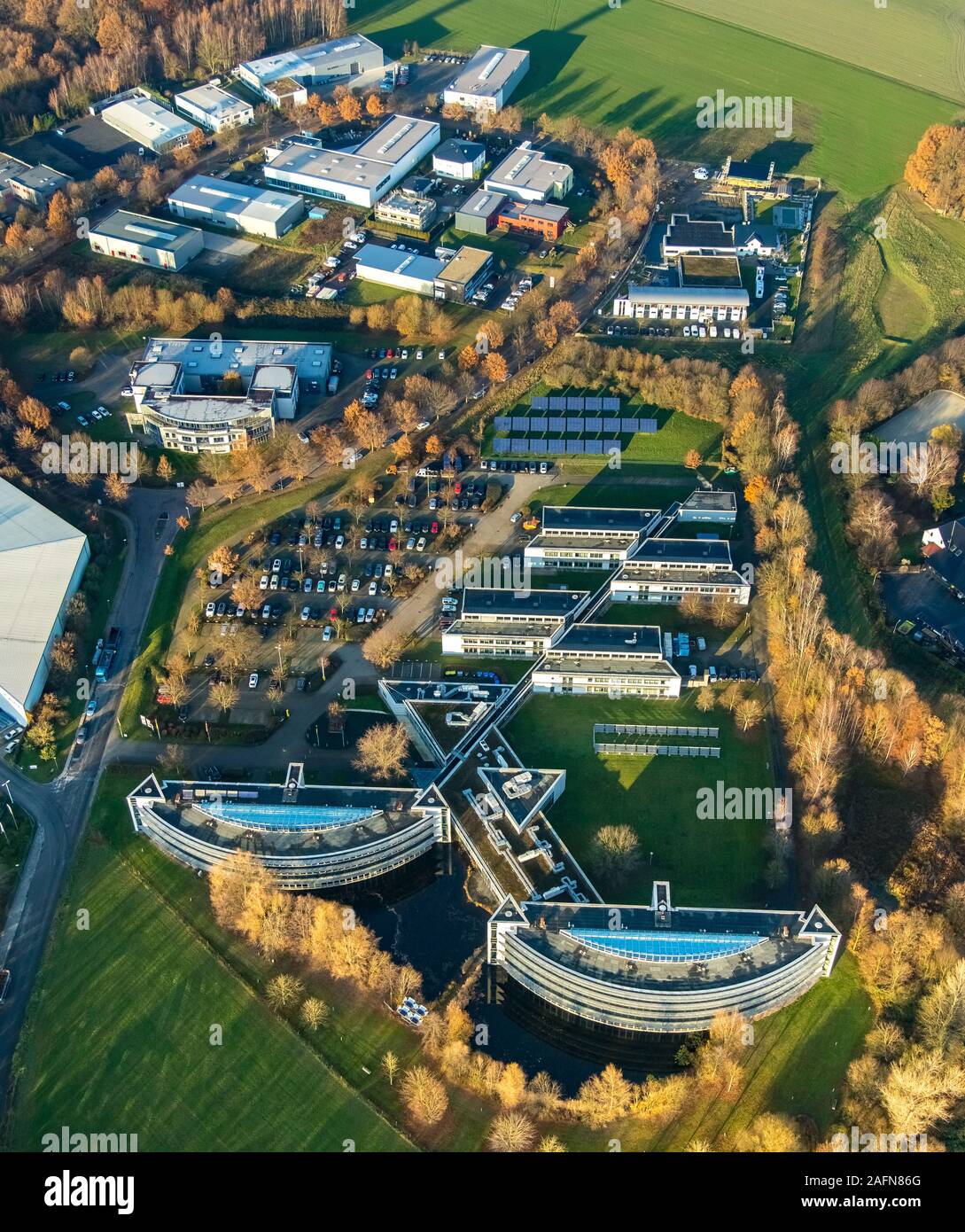Luftbild, IWG Innovationszentrum Wiesenbusch Gladbeck, Business Center, am Wiesenbusch, Gladbeck, Ruhrgebiet, Nordrhein-Westfalen, Deutschland, DE, E Stockfoto
