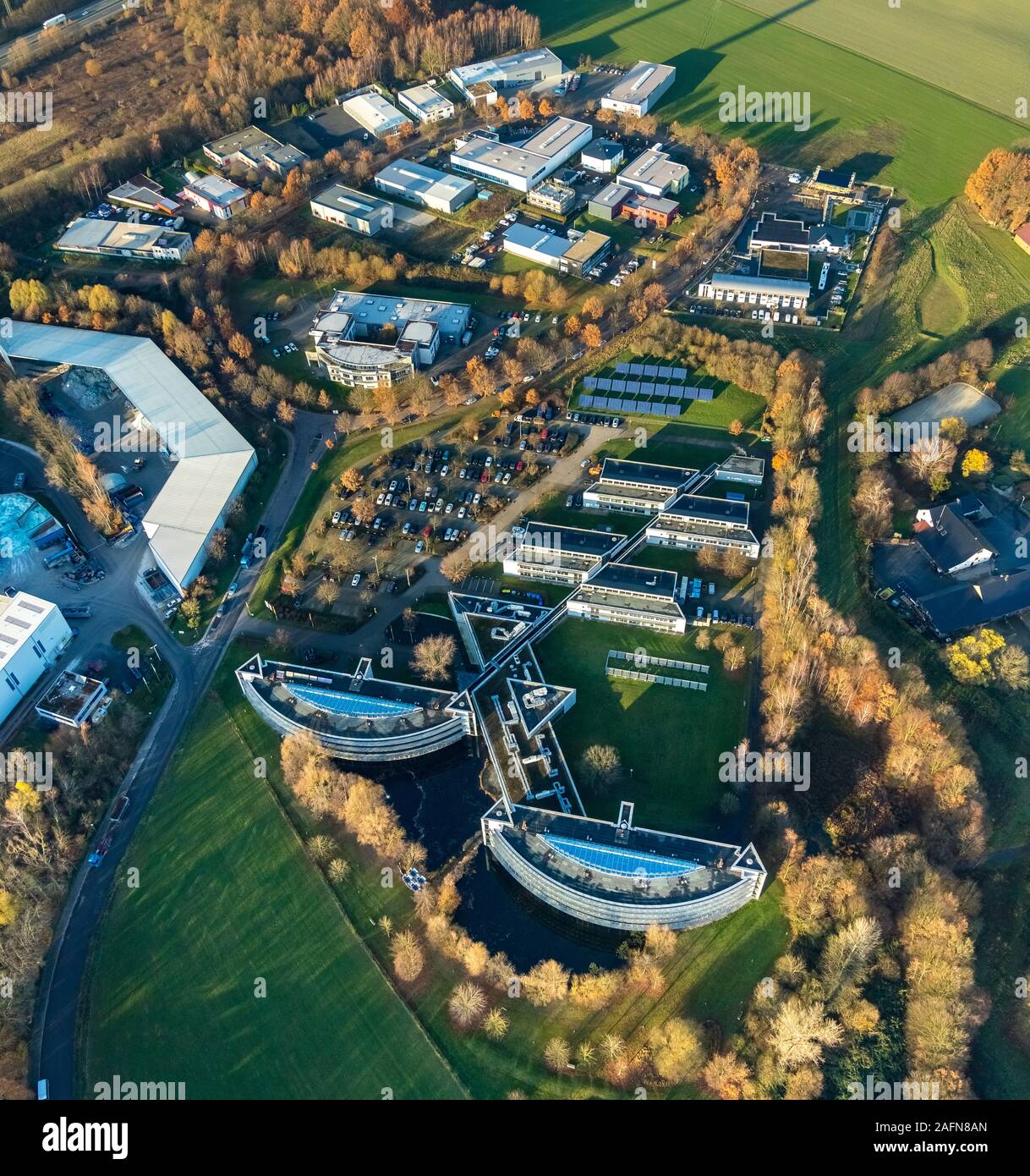 Luftbild, IWG Innovationszentrum Wiesenbusch Gladbeck, Business Center, am Wiesenbusch, Gladbeck, Ruhrgebiet, Nordrhein-Westfalen, Deutschland, DE, E Stockfoto
