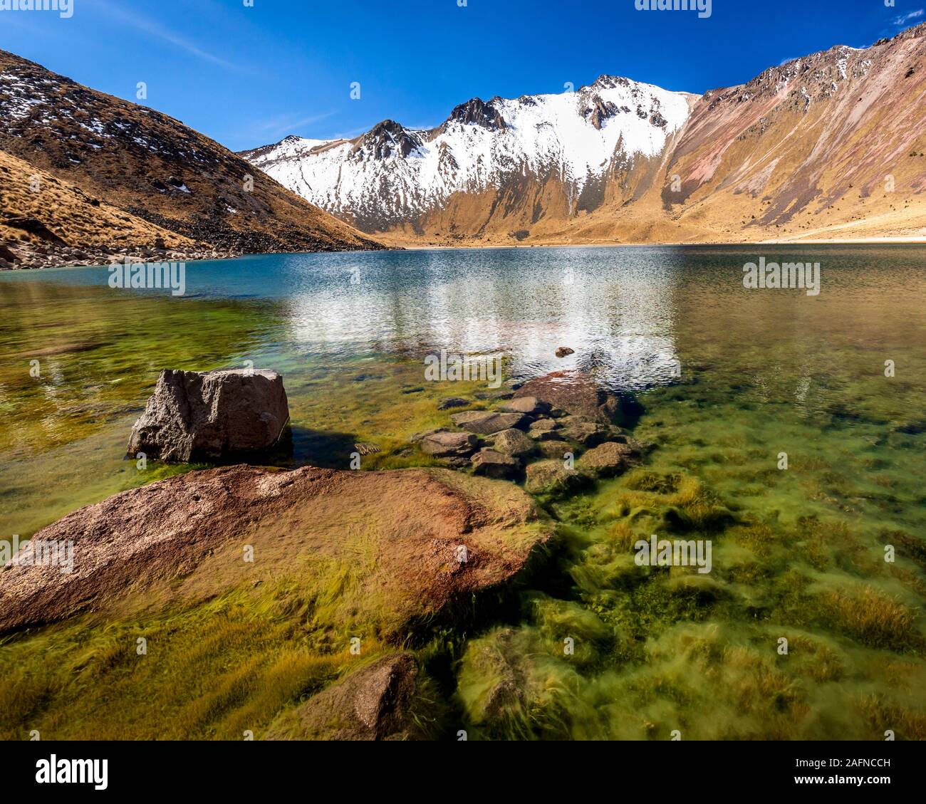 Lago del Sol (Sonne Lake) auf den Nevado de Toluca peak in Mexiko. Stockfoto