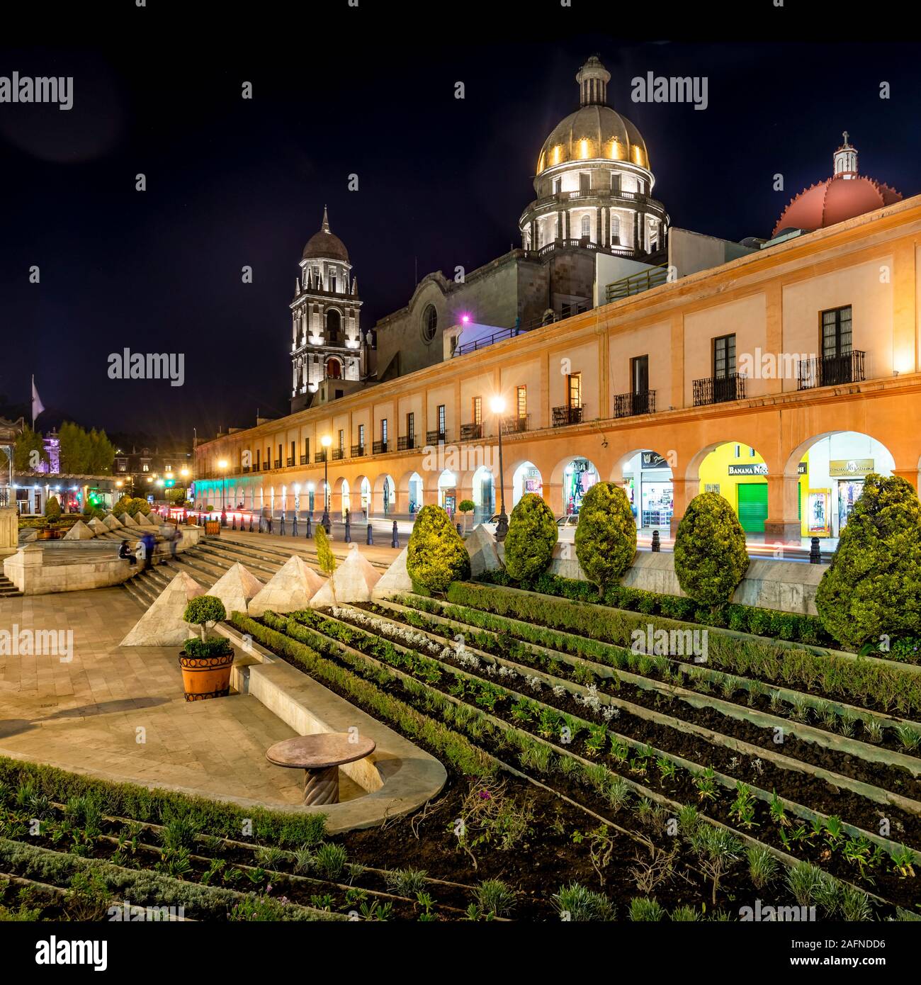 Downtown Plaza und der Kathedrale von Toluca, Mexiko. Stockfoto