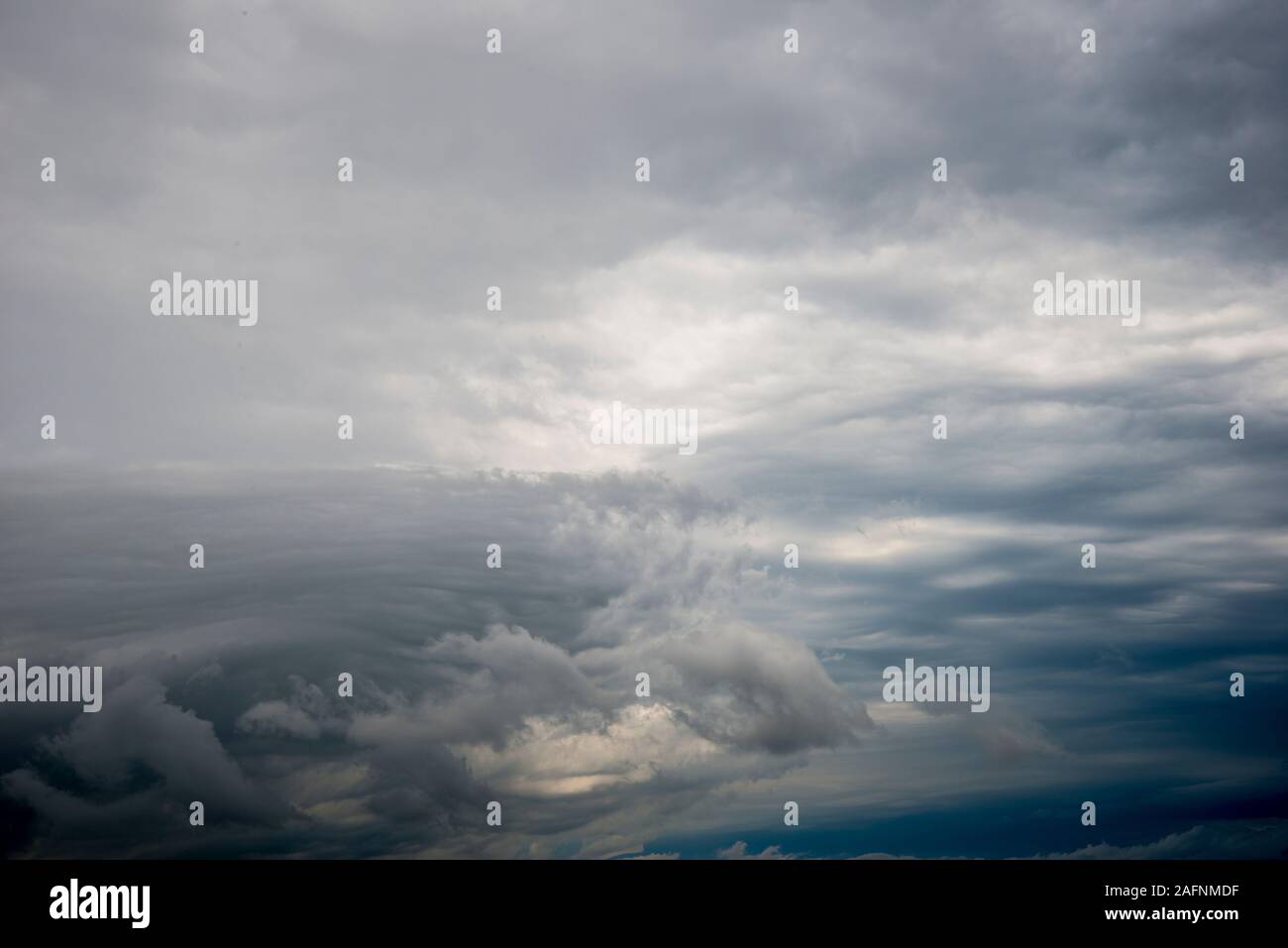 Franklin, Iowa. Gewitterwolken, die sehr starken Wind, Regen und Hagel produziert. Stockfoto