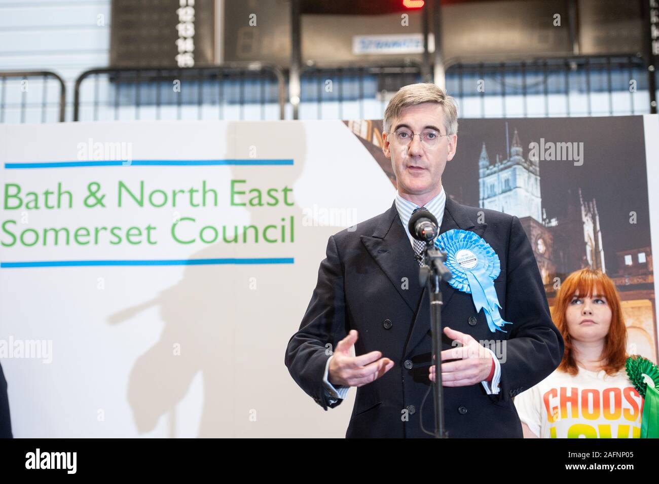 Sport Training Village, Universität von Bath, Claverton Down, Badewanne, Somerset, UK. 13. Dezember 2019. Jakob Rees-Mogg nimmt auf dem Podium an der Sport Stockfoto