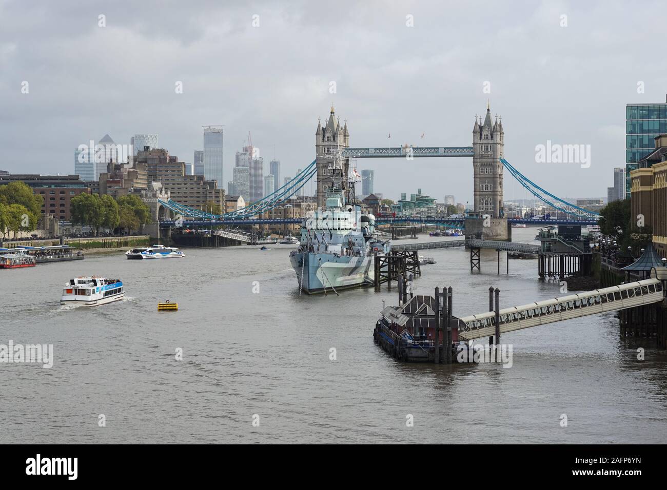 Die Tower Bridge und die Themse in London, England Vereinigtes Königreich Großbritannien Stockfoto
