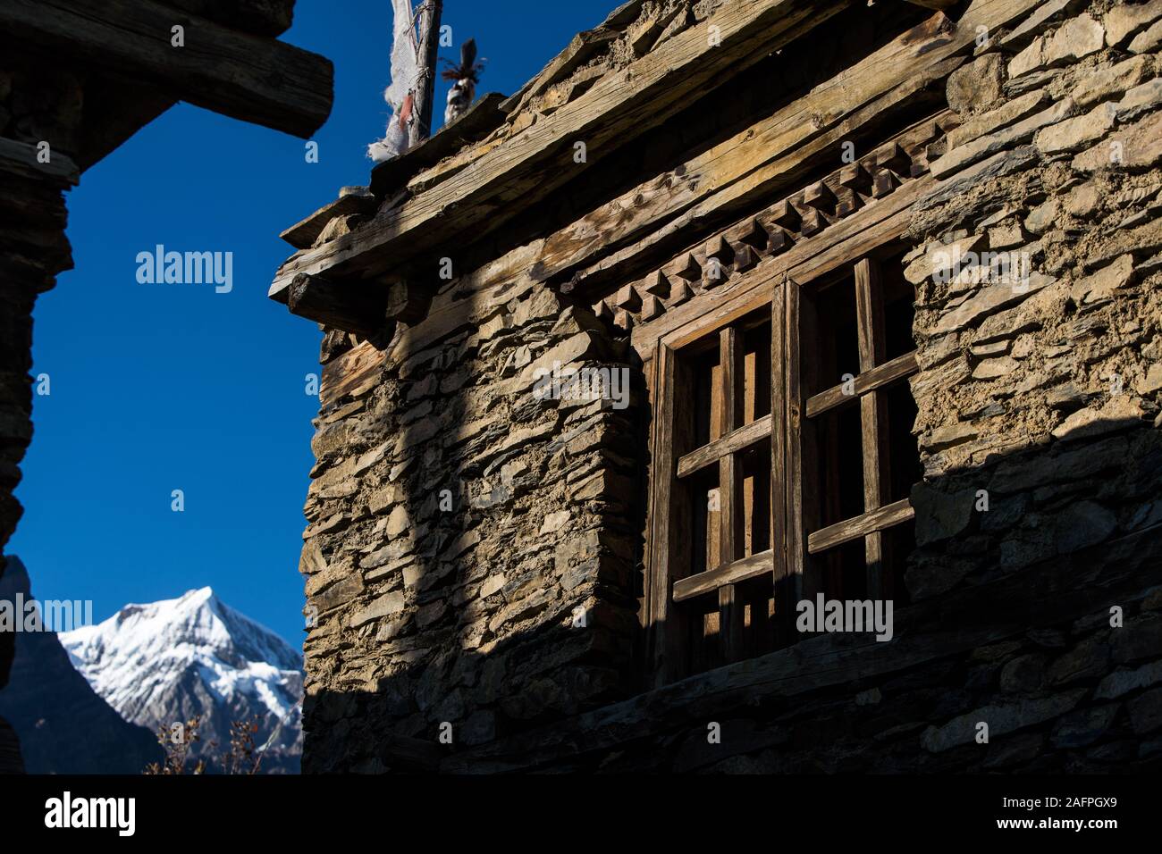 Wohnungen des nepalesischen Bergen Stockfoto