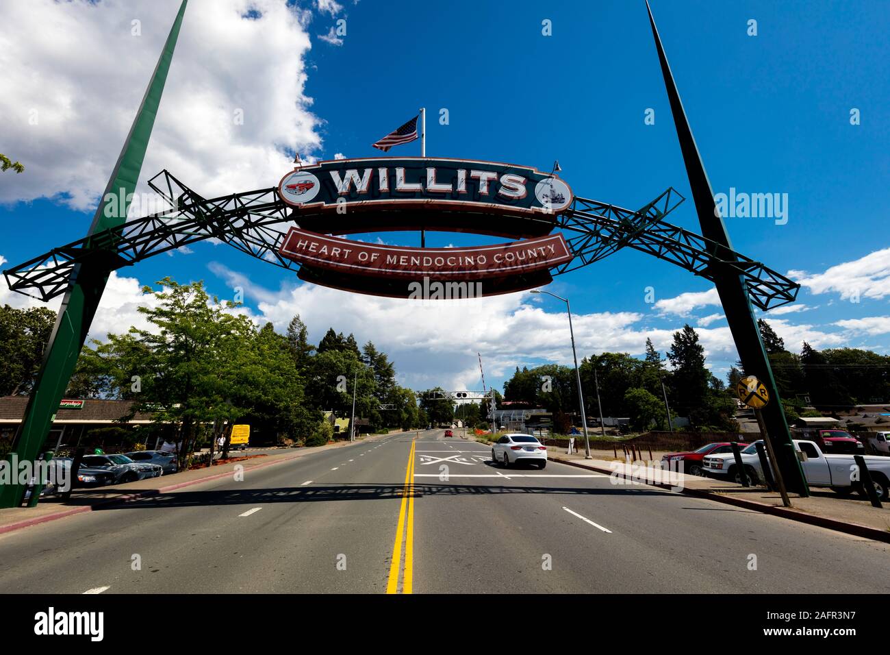 Juni 1, 2019, Willits, Kalifornien, USA - Willkommen in Willits, Kalifornien, "Herz von Mendocino County" Stockfoto