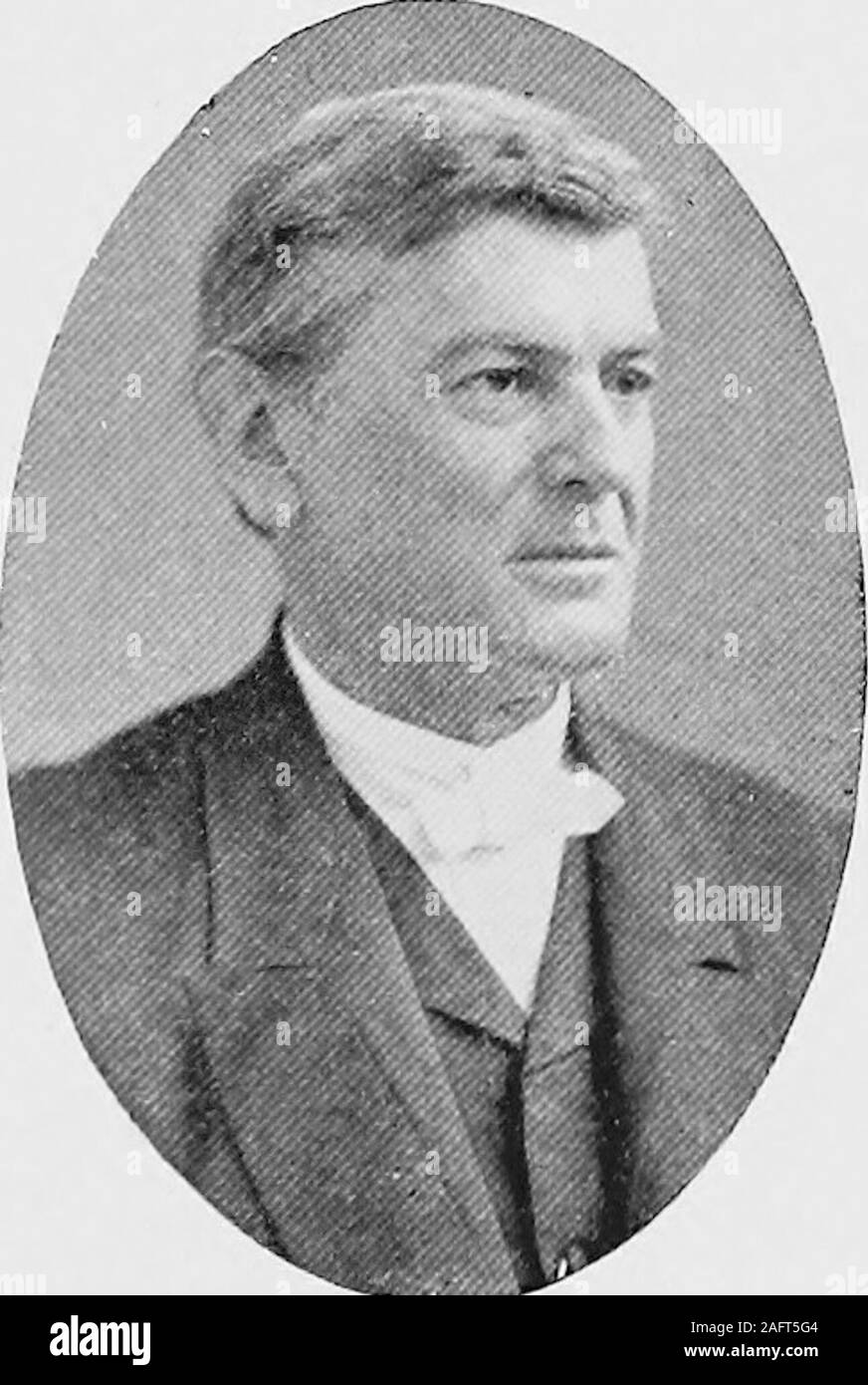 . Woodrow Wilson, die Geschichte seines Lebens. Der REV. DR. JOSEPH RUCGLEaWILLIAM DU. AX WILSON WILSON GHjVNDFATHERS, Onkel und Vater von WOODHOW WILSON HINTERGRUND UND KINDHEIT 21. Jedoch bevor er eine pastorenstelle ofany Folge verpflichtete sich, für ein Jahr als Pro- fessor außerordentliche der Rhetorik in JeffersonCollege, und für vier Jahre als Professor ofchemistry und Naturwissenschaften in Hampden - Sydney College, Virginia, in der Zwischenzeit sup Grachtenboot kleinen benachbarten Kirchen. Pfr. Mr. Wilson hatte der Vater von twodaughters geworden, Marion und Annie Josephine, beforehe als Pastor in Staunton, V genannt wurde Stockfoto