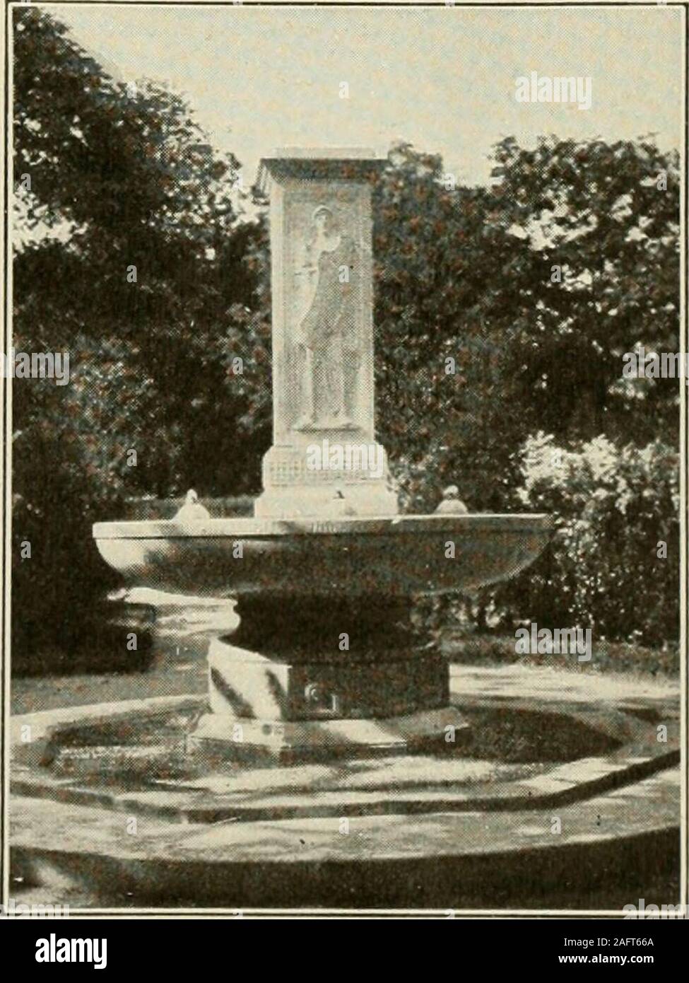 . Rand McNally Washington Führer durch die Stadt und Umgebung. sicist, erster Präsident der Smithsonian Institution, von W. W. Geschichte, Smithsonian Grundstück. Kosten, $ 15.000. Jackson, Andrew (1767-1845). Die reiterstatue byClark Mühlen, in der Mitte von Lafayette Sq. gefällt wahrscheinlich Thepopulace mehr als jede andere Statue in Washington. Es wascast bei Bladensburg selbst Mühlen, die gegeben wurde cannoncaptured in Jacksons Kampagnen für Material, ein Ofen, und machte den ersten successfullarge Bronzeguss inAmerica. Im Jahre 1853 errichtet und enthüllt auf der achtunddreißigsten Jahrestag von thebattle Neuer Stockfoto