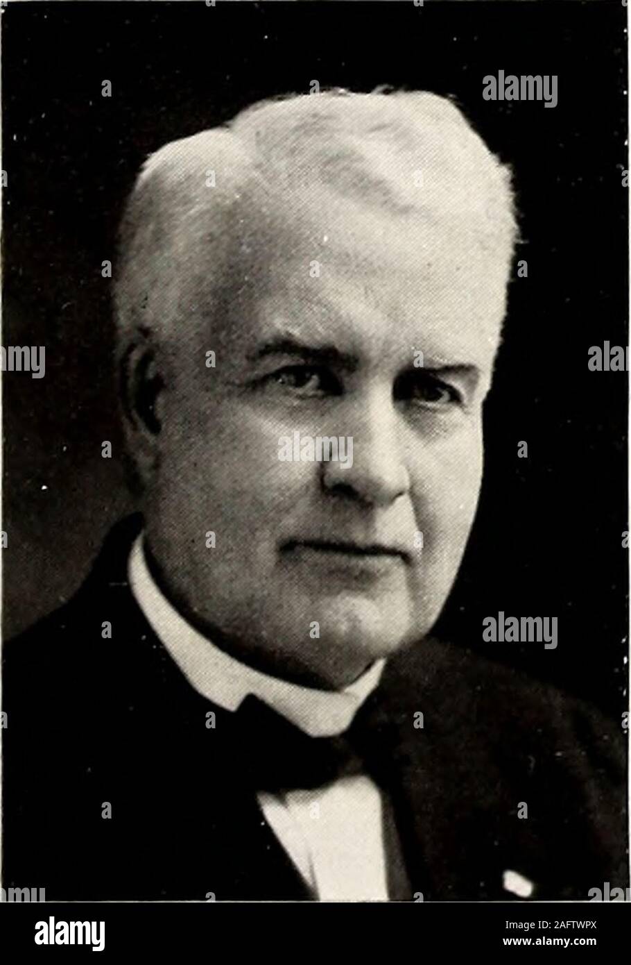 . Aurora. Ich NET EEN. Pfr. T. H. Agnew Feld Agent Rev. Agnew ist ein Pionier der Heiligkeit Bewegung. Er war einer der frühesten und Energischsten propagatorsof des Nazareners Kirche, in die Position ofDistrict Betriebsleiter in der Konfession gehalten. Er Verwendung ein begeisterter Befürworter von Olivet Universität sinceits Anfang. Seine häufigen Besuche in der Universityare angenehme Quellen der Inspiration für alle. Die richblessings Gottes ruhen auf dieser Mann in seinem Mühsamen laborsfor der Master. 19 Offiziere Dr. Edwin Burke Präsident Rev. E. a. Clark Vizepräsident Rev. E. J. Fleming Sekretär Stockfoto