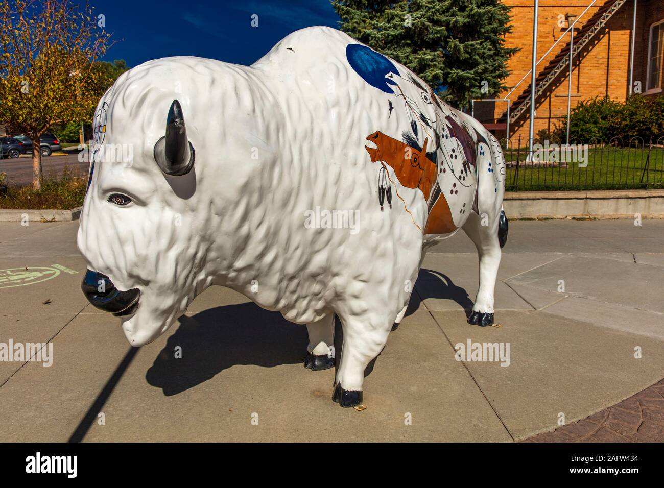 SEPTEMBER 26, 2019, Custer, South Dakota, USA - White Buffalo in Custer gemalt,, South Dakota Stockfoto