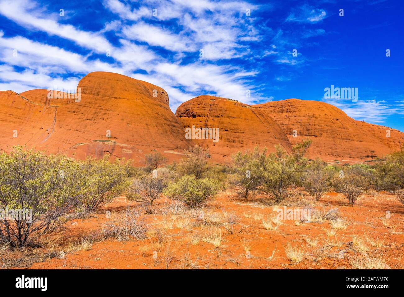 Einzigartige Wolkenformationen über die Olgas, wie Kata Tjuta im Outback Australien bekannt Stockfoto