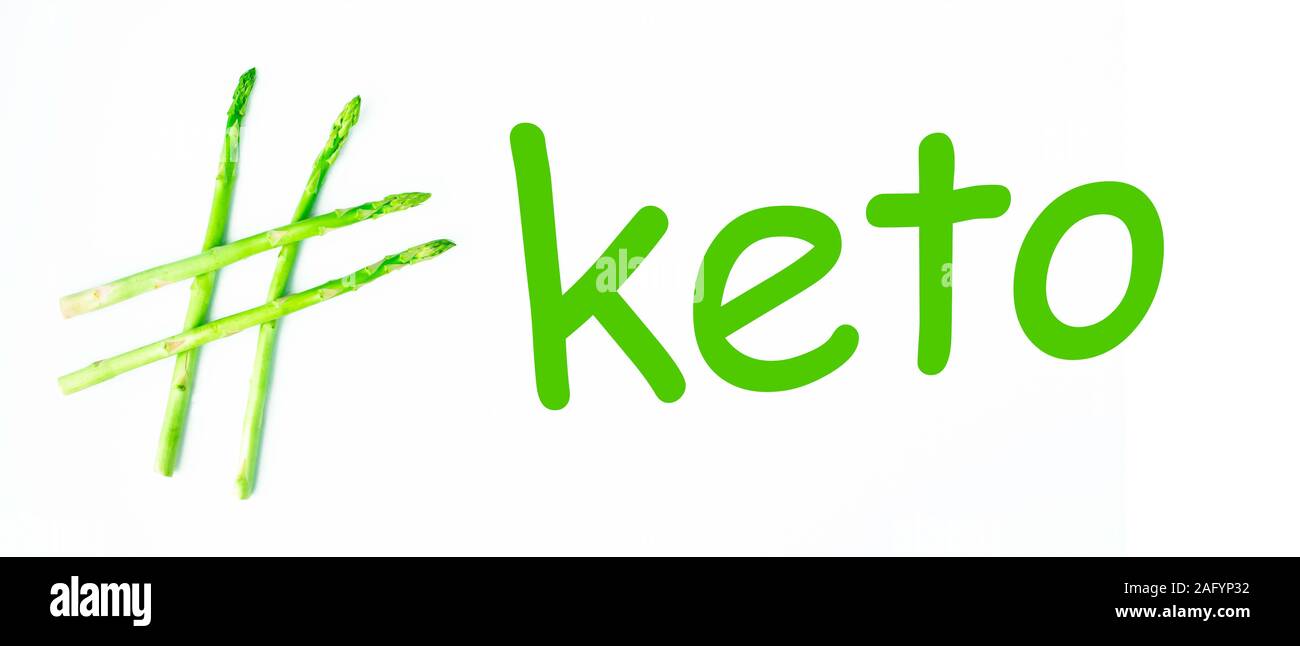Konzeptionelle Idee der keto Diät, Hashtag aus Spargel, gesundes Essen, grün Essen, hashtag Gesundheit. Stockfoto