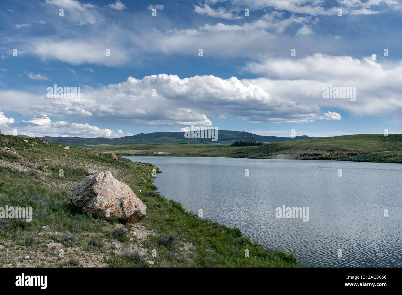 CO 00110-00... COLORADO - Obere Kuppel Resevoir, Dome Lakes State Wildlife, Saguache County entlang der Great Divide Mountain Bike Route. Stockfoto