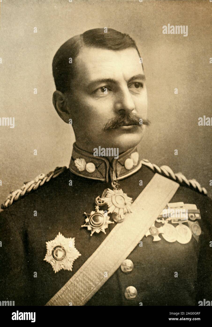 "Lieut.-General Sir H. M. Leslie-Rundle, K. C.B.', 1901. Leslie Rundle (1856-1934) Britische Armee General während des Zweiten Burenkrieg Kommandeur der 8. Division der Südafrikanischen Field Force,. Von "Südafrika, Transvaal Krieg, Vol. V", von Louis Creswicke. [T. C.&amp; E.C.-Buchse, Edinburgh, 1901] Stockfoto