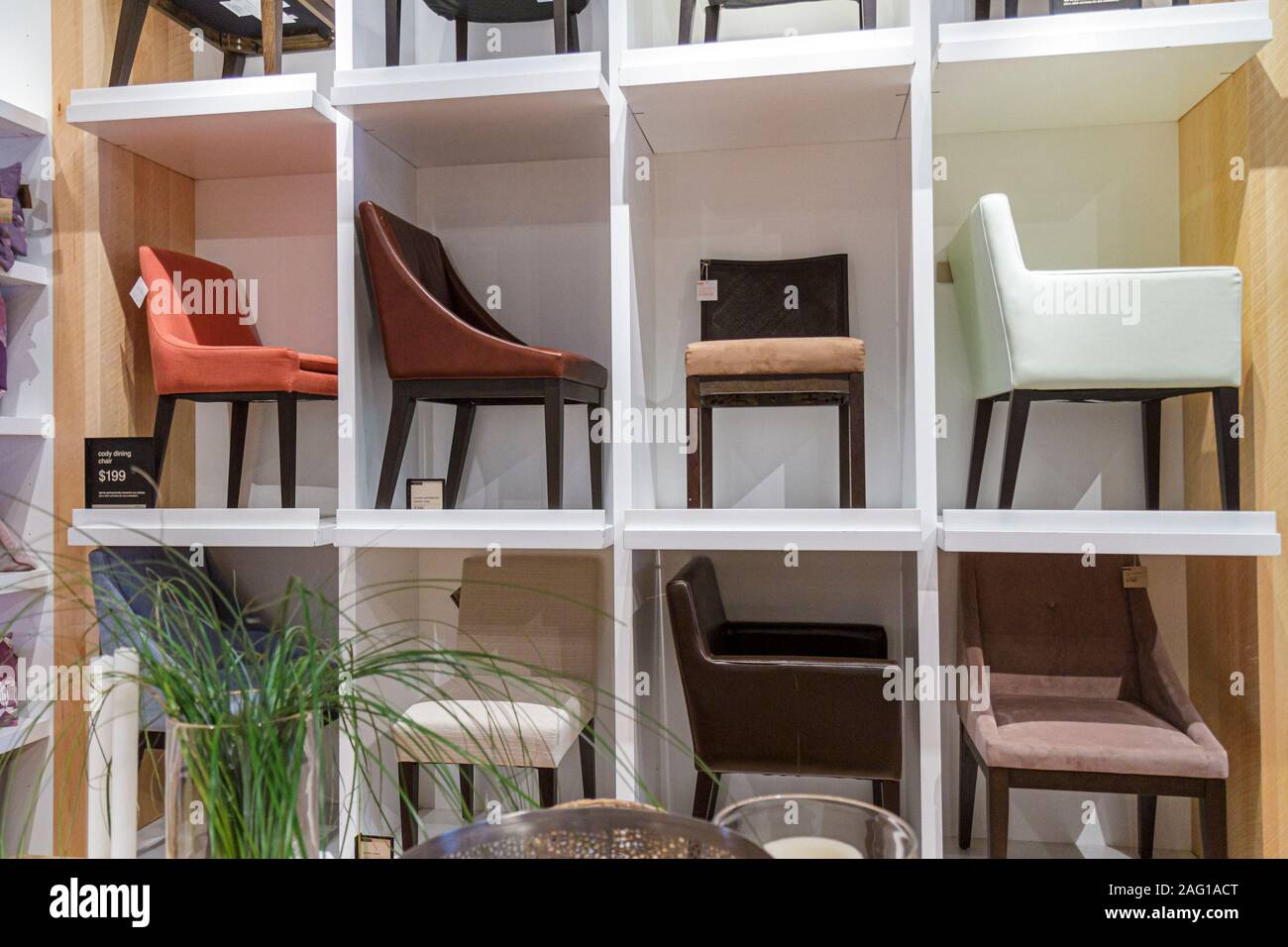 Geschafte In Midtown Miami Stockfotos Und Bilder Kaufen Alamy Dlf midtown new delhi residential property by dlf builder.