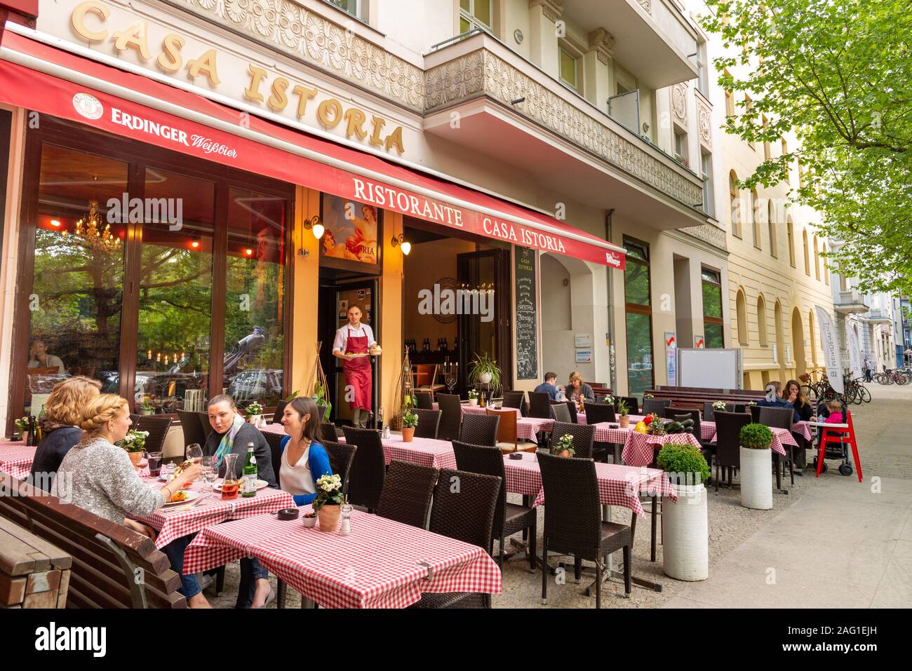 Restaurant am Kollwitzstrasse im Bezirk Prenzlauer Berg, Berlin, Deutschland Stockfoto