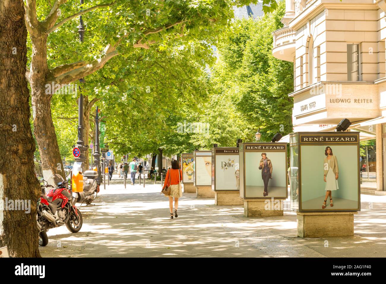 Gehobenen Mode-Boutiquen am Kurfürstendamm im Stadtteil Charlottenburg, Berlin, Deutschland Stockfoto