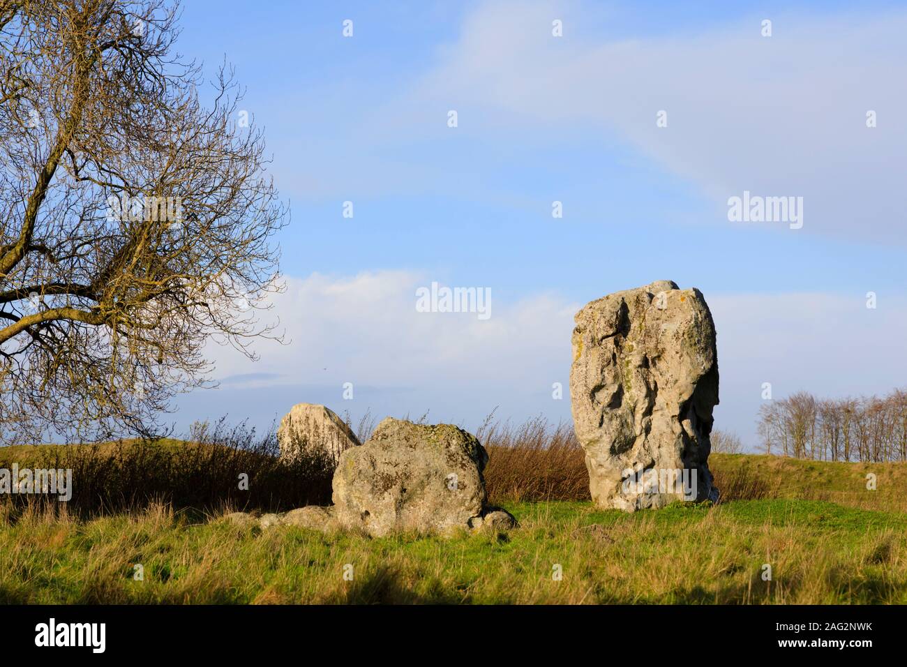 Die wiltshire Dorf Avebury, berühmt für seine Neolithischen Standing Stone Circle. Stockfoto
