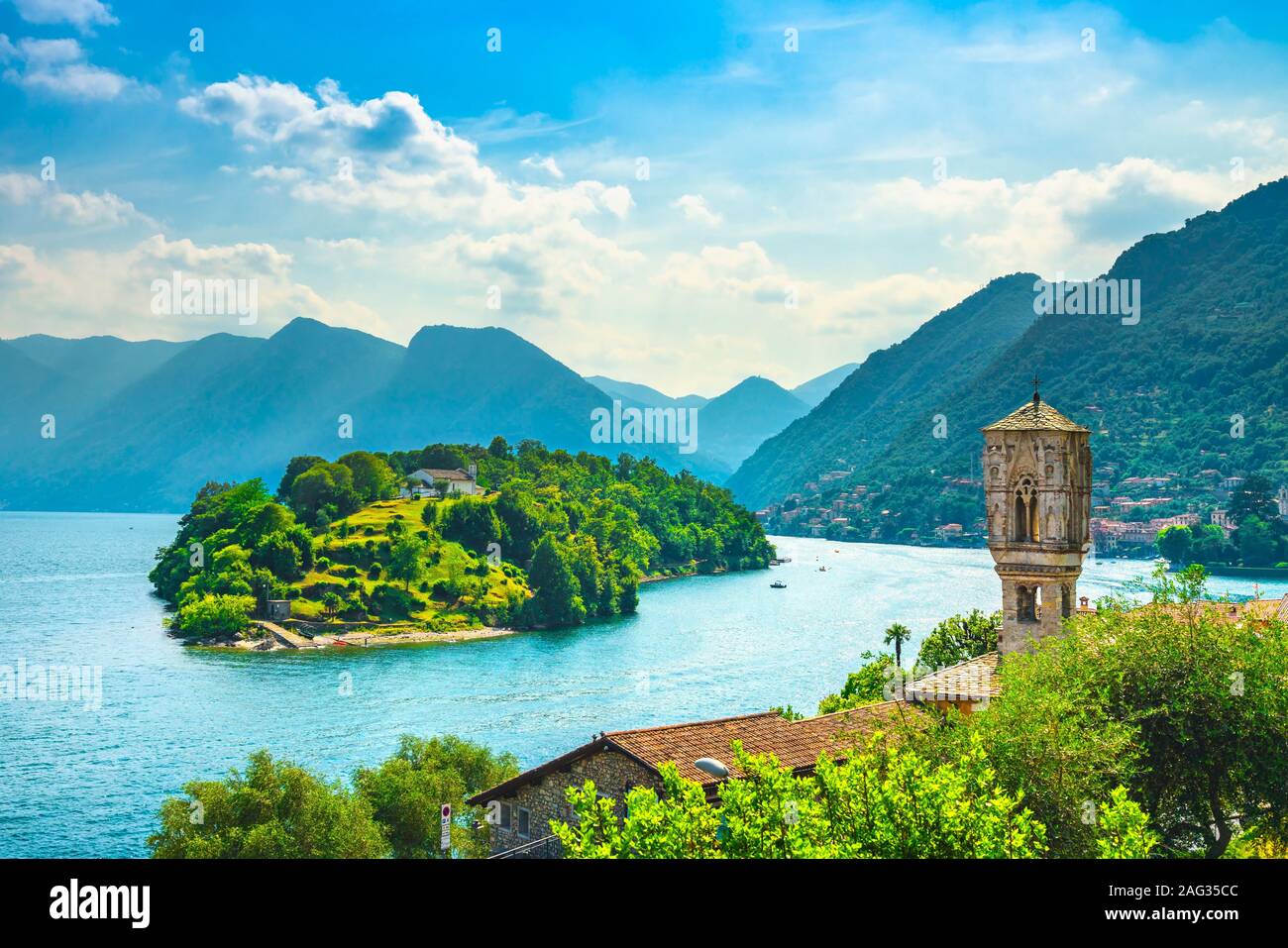 Comacina Insel und die Kirche Santa Maria Maddalena. Ossuccio Tremezzina in Como Lake District. Italien, Europa. Stockfoto