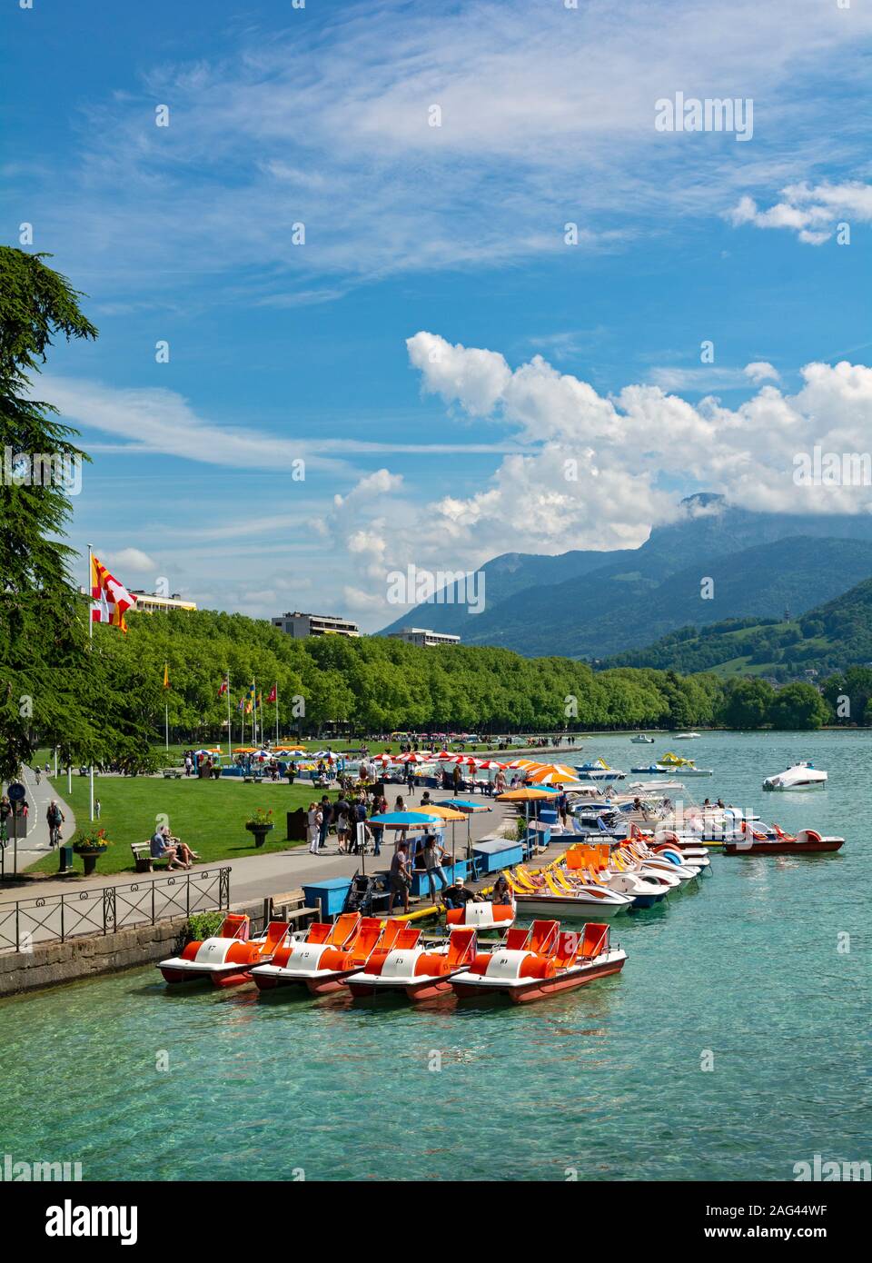 Frankreich, Haute-Savoie, Annecy, Champ de Mars, Lac d'Annecy, Vermietung peddle Boote Stockfoto