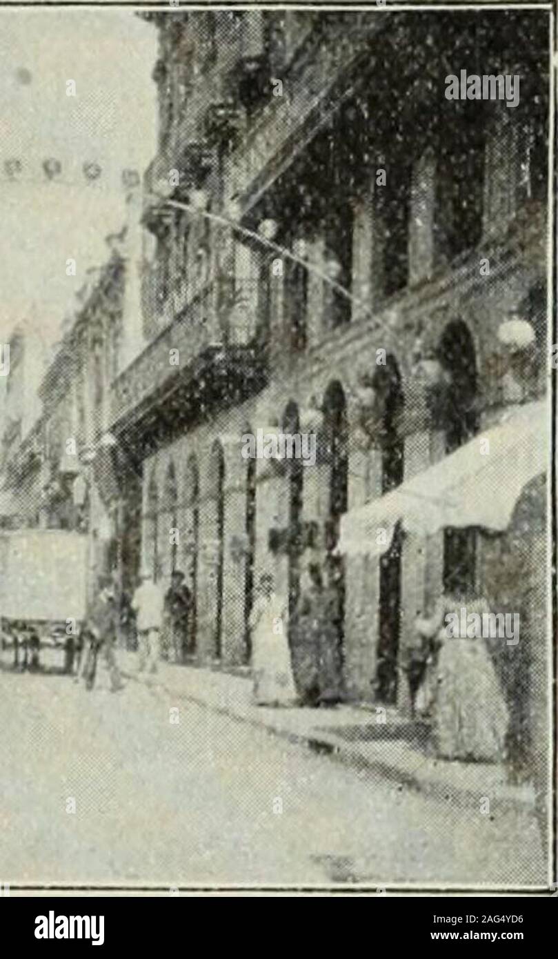 . Überprüfung der Bewertungen und der Welt arbeiten. ^?h/&gt; tif. Straßenszene in Buenos Ayres. Sache. Sogar die Namen der öffentlichen squaresand Alleen führen französische Vorschläge, wie, der Avenue von der 25. Mai, Argen - tinas Independence Day. Vermutlich ist es die Billigkeit der gebürtigen horsesthat macht Buenos Ayres zu Pferd Eisenbahnen, die überall Kreuz hängen, und zwar in jeder Hinsicht. Die Leiter streuen die Massen von der soundof ein kornett; nicht mit einer einzigen Note, wie in Europa, aber durch ein bisschen/ein "/ara. Da diese Straßenbahn-Linien werden in verschiedenen Unternehmen, jedes Unternehmen, um seine eigene Linie fr unterscheiden Stockfoto