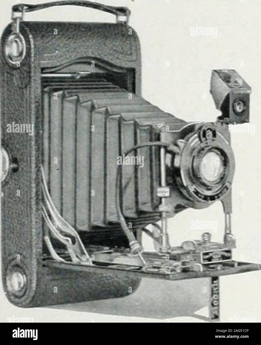 . Die Kodak Verkäufer. teachthem, dass die Kodak nicht nur makesmore fmi auf dem Hof, aber das italso hat einen bestimmten Wert. Zeigen, wie nützlich die autographicfeature ist für die Verwaltung der Kulturpflanzen, Neubauten, live Stock, etc. Ziel direkt an der farmersinterests. Legen sie eine Woche concentrateon der Bauer. Schreibt eine Anzeige insbesondere für ihn. Er ihm erzählte whatthe Kodak für Ihn tun wird und howlittle wird er kosten. Füllen yourwindoAv mit Vergrößerungen fromfarm Negative, und zeigen eine fewcameras, jedes Lager ein Preisschild. Dann ein Rundschreiben senden, Vorschlage fur spezifische Verwendungszwecke für theKodak auf Stockfoto