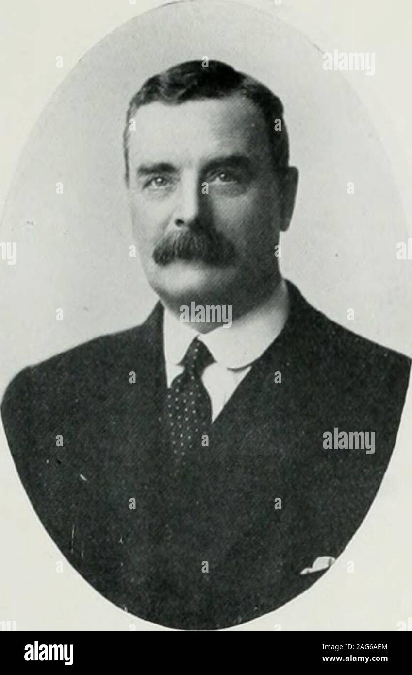 . Bemerkenswerte Londoners, eine Illustrierte "Who's Who" der Professionelle und Geschäftsleute. Oberst K. L. B. CROMlTON Crompton, Labor, Thriplands, Kensington Court, W. 8. ein Pionier der Elektrotechnik in England, auch ofmodern mechanische Straßenverkehr. War ein Kadett in 1234567 Marine und hält Krim.-Medaille. Viele Jahre inRille Brigade, vor allem in Indien, später in Royal Engineers.Organized Elektroingenieure für Service in South AfricanWar serviert. War einer der Tank Erfinder im letzten Krieg. Cnjmpton Foundedand entwickelt und Co., war erster Ingenieur ofRoad Board, zweimal zum Präsidenten von Elektroingenieuren, auf Stockfoto