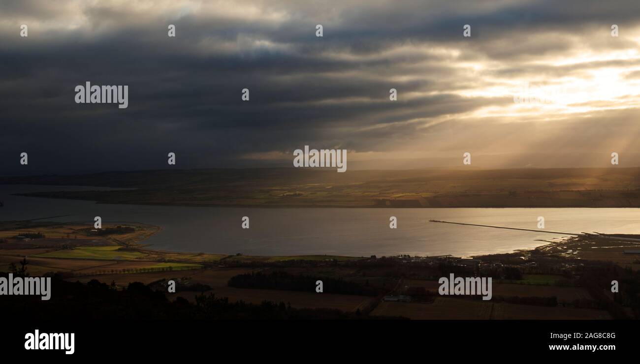 Cromarty Firth und Black Isle mit niedrigen winter Licht, Highland Schottland Stockfoto