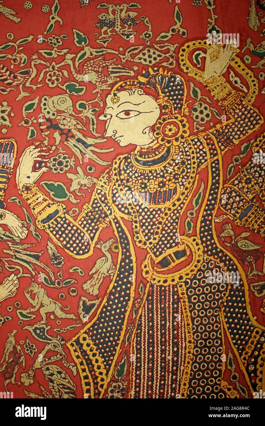 Gujarat Textilien - Tanzende Frau Stockfoto