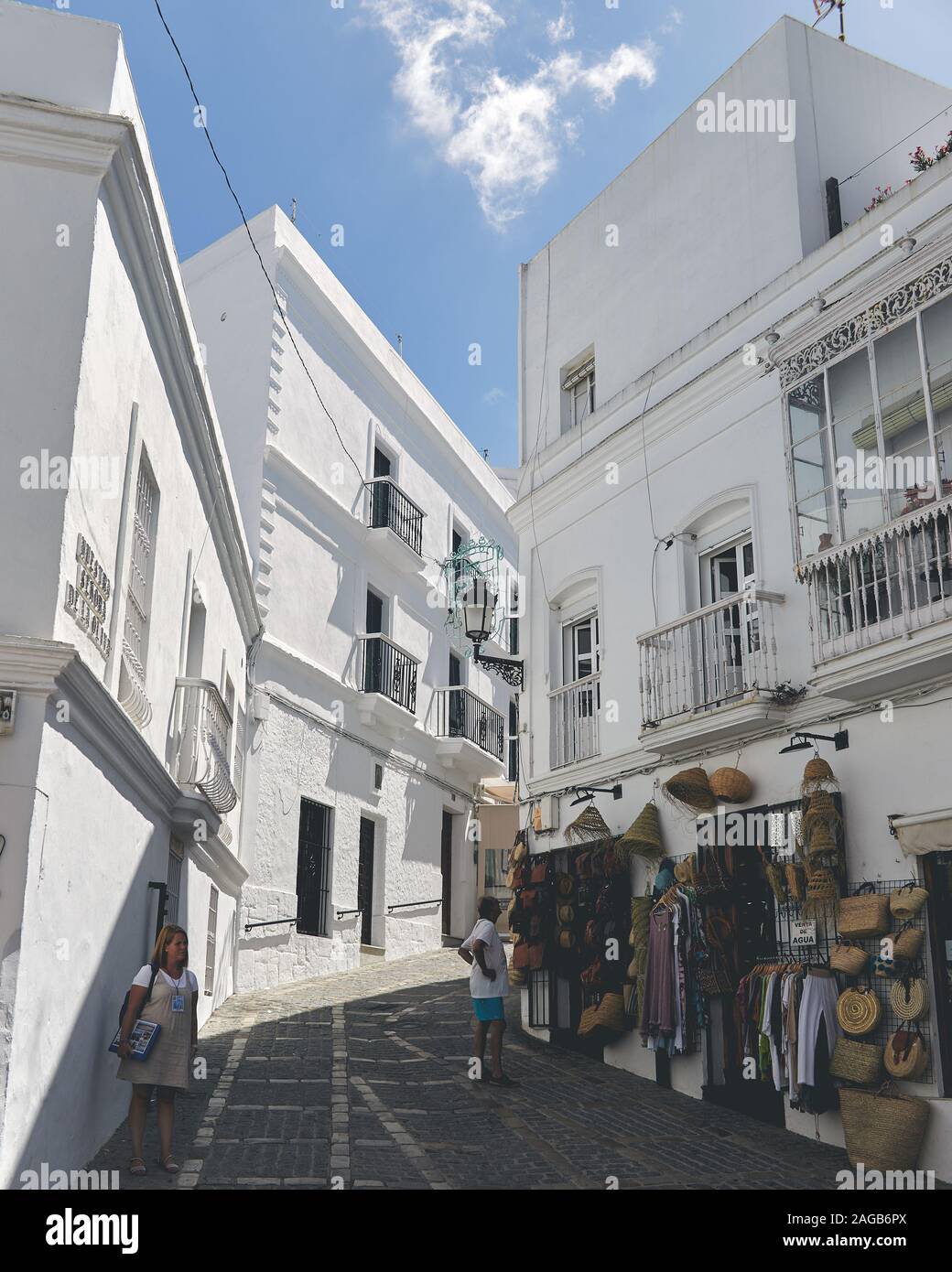 Street View eines Hippie shop Mittelalter weibliche und männliche sonnig Stockfoto