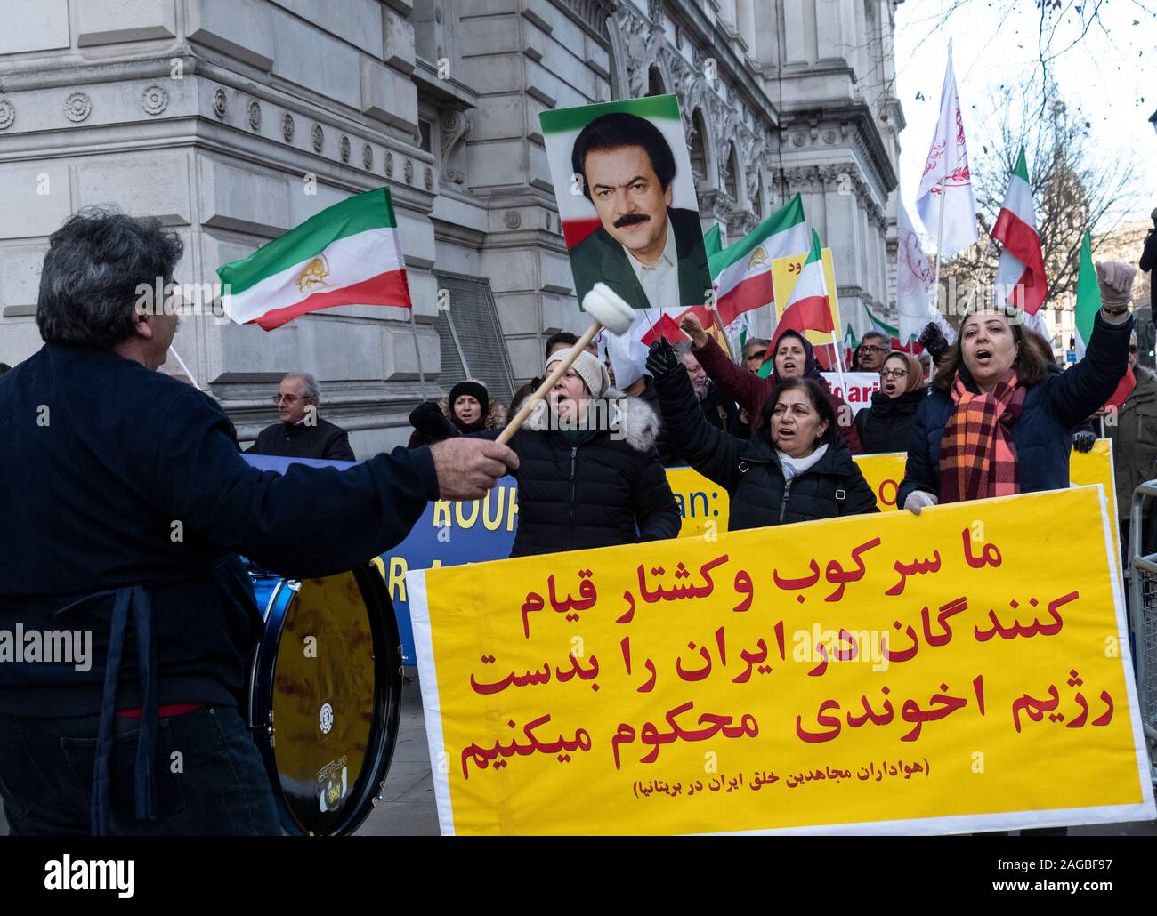 Iraner protestieren in London in der Sympathie mit und unterstützt die Demonstrationen im Iran in der Opposition gegen die Politik der iranischen Regierung und brutale Regime Stockfoto