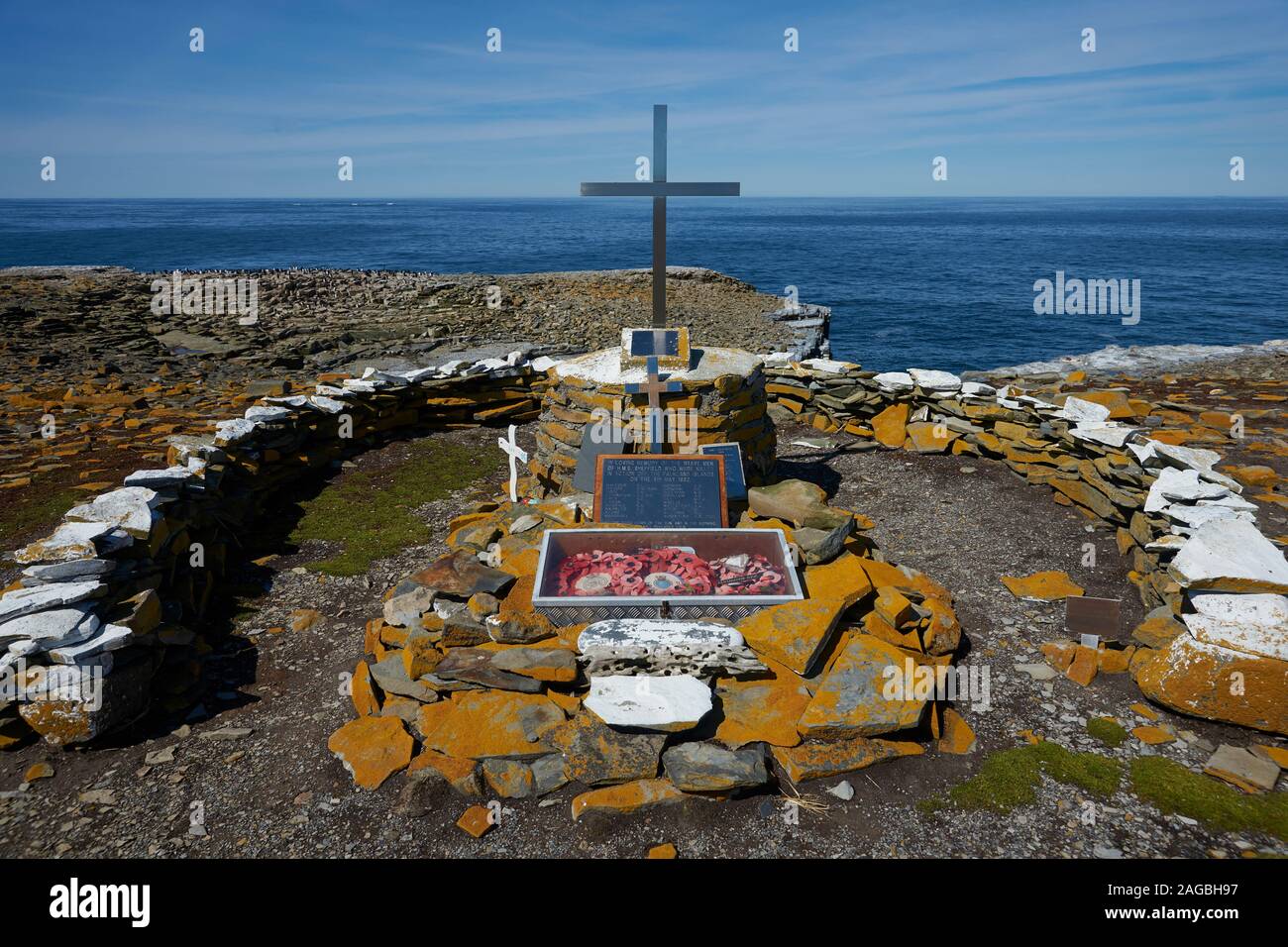 Denkmal für HMS Sheffield, Type 42 Zerstörer, die vor der Küste von Seelöwe-Insel im Falkland-Krieg 1982 sank. Stockfoto