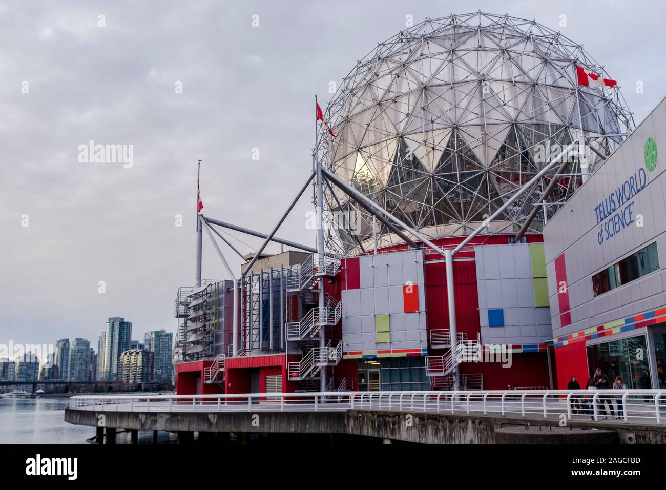 Äußere der Wissenschaft Welt bei TELUS Welt der Wissenschaft in der Innenstadt von Vancouver, British Columbia, Kanada Stockfoto